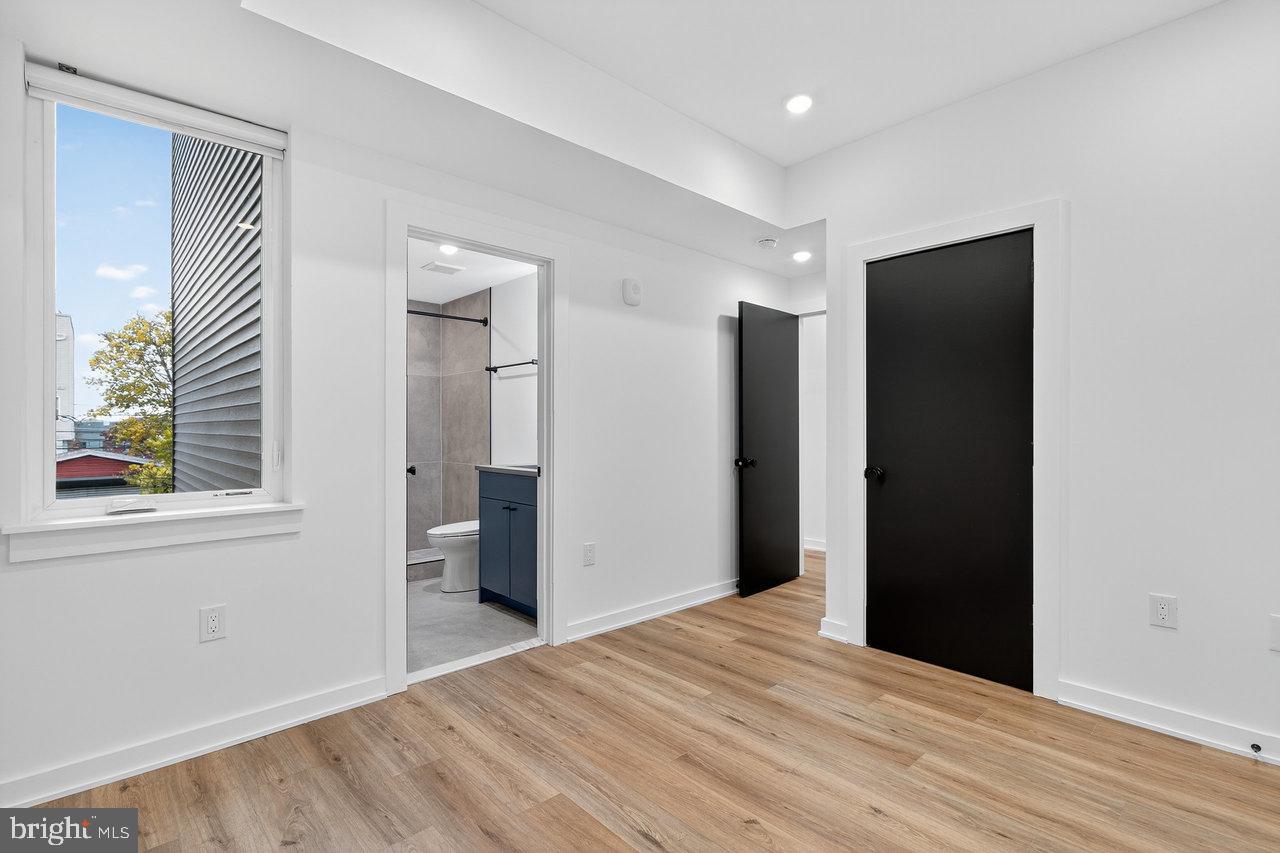 2219 N 4TH STREET 21 5