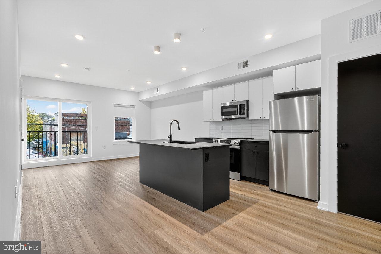 2219 N 4TH STREET 21 5