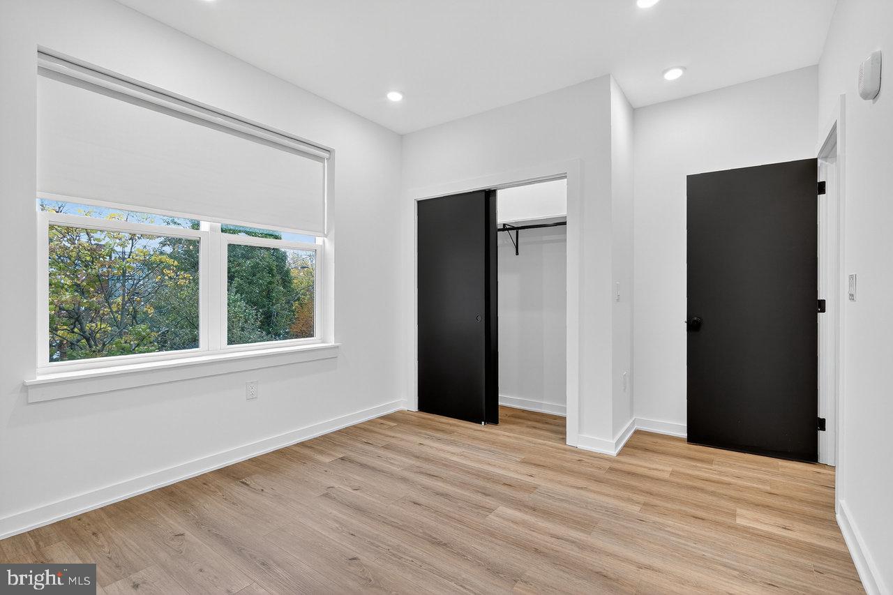 2219 N 4TH STREET 21 5