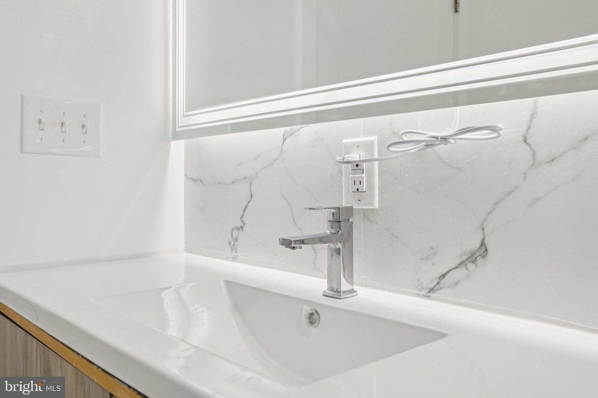 1201 VINE STREET 610 STUDIO