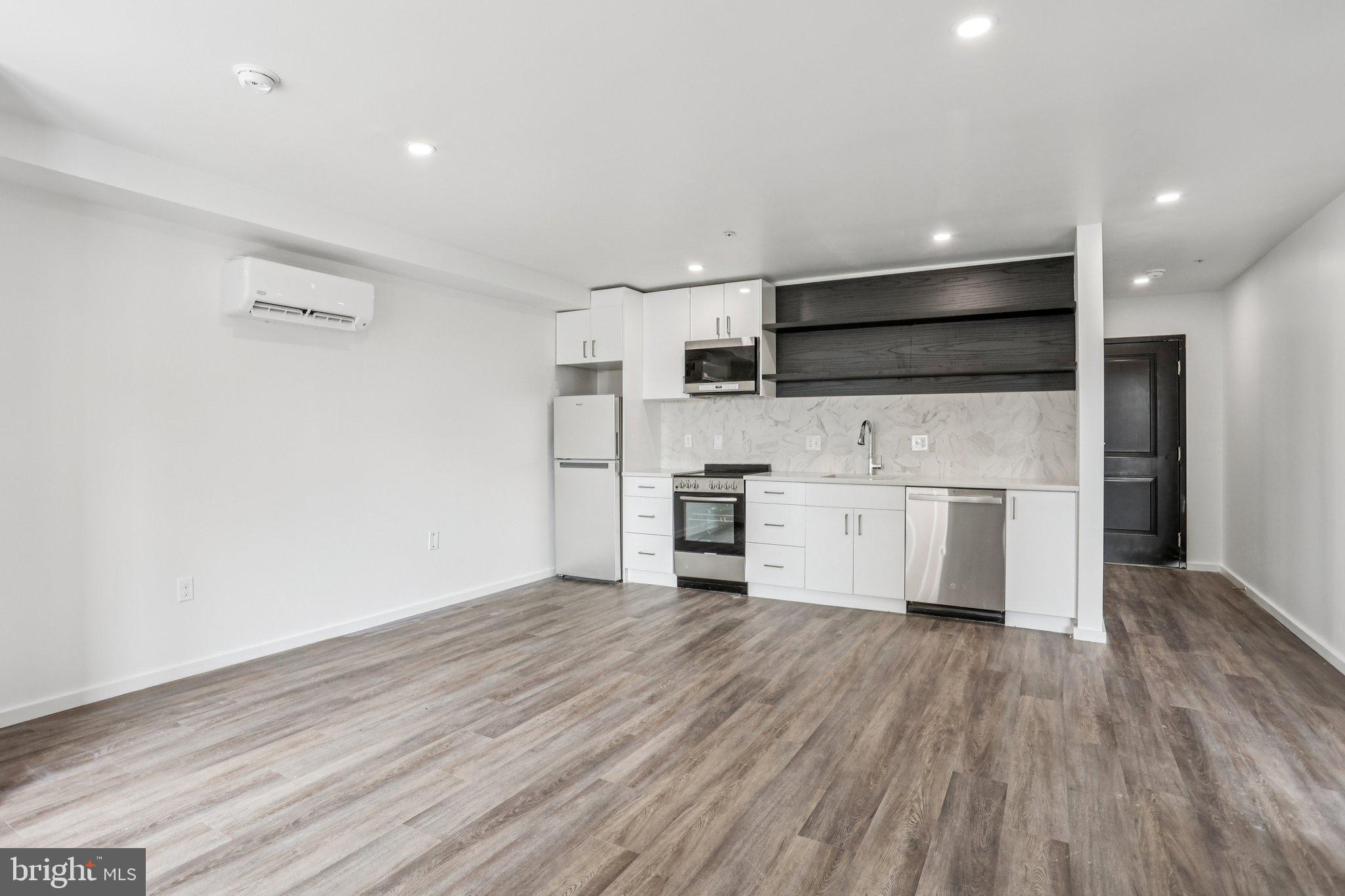 1201 VINE STREET 714 1 BED