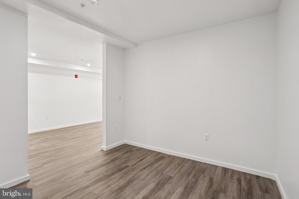 1201 VINE STREET 720 1 BED
