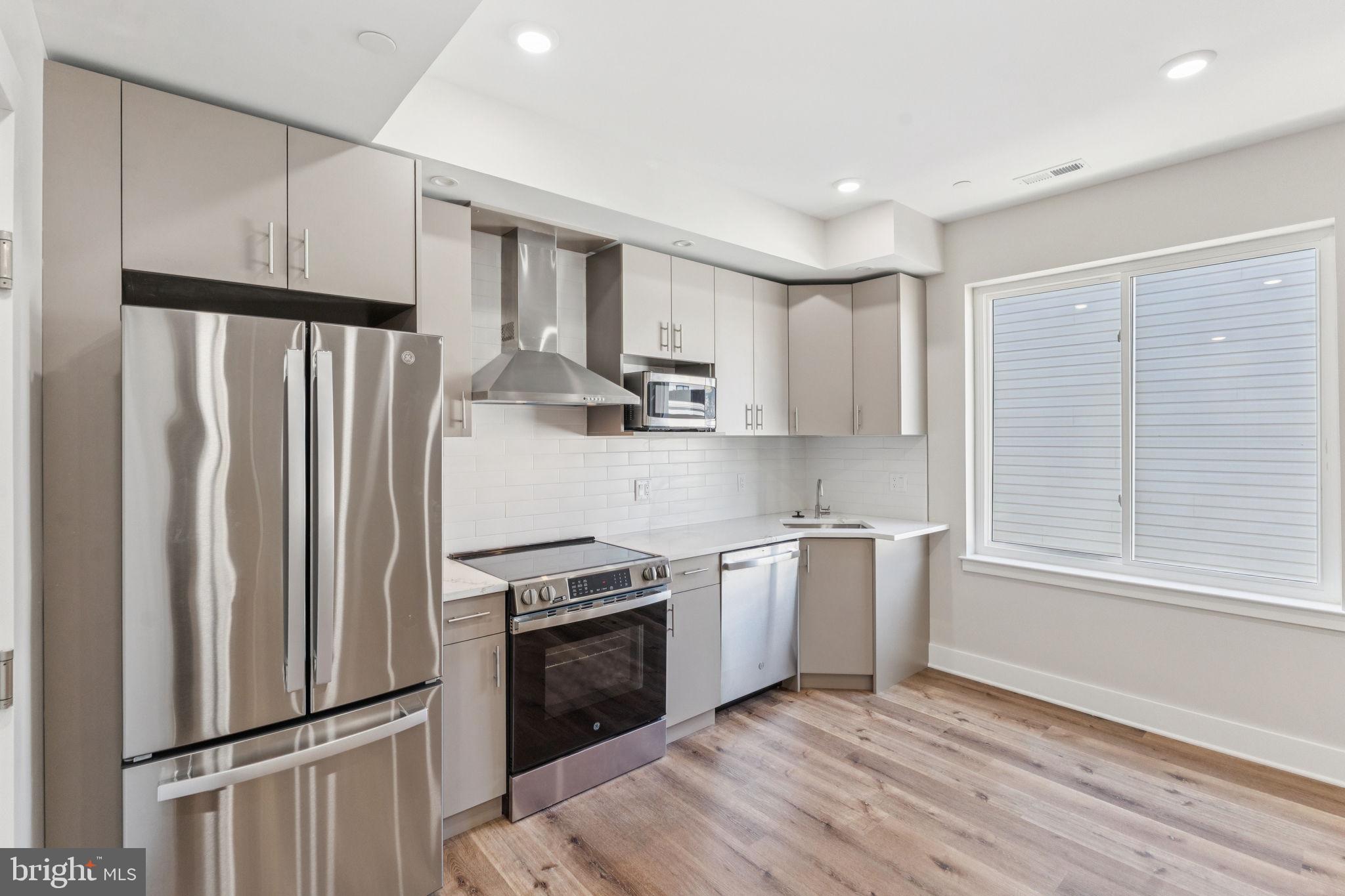 1436 PARRISH STREET D