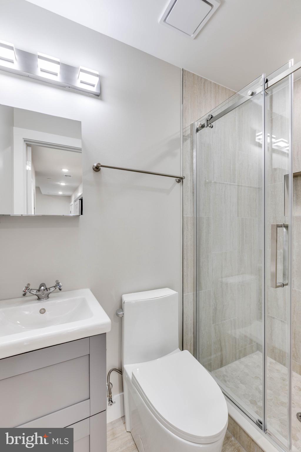 1434 PARRISH STREET D