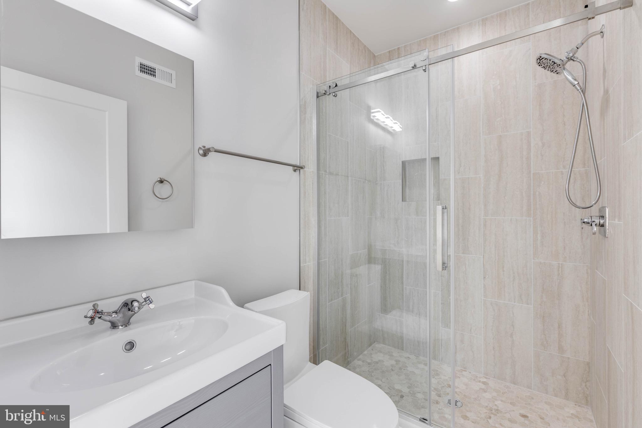 1434 PARRISH STREET D