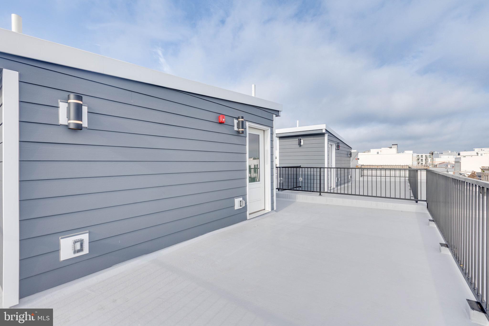 1434 PARRISH STREET D