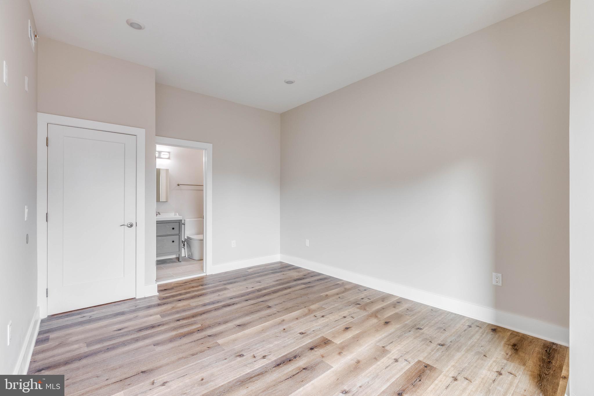 1434 PARRISH STREET D