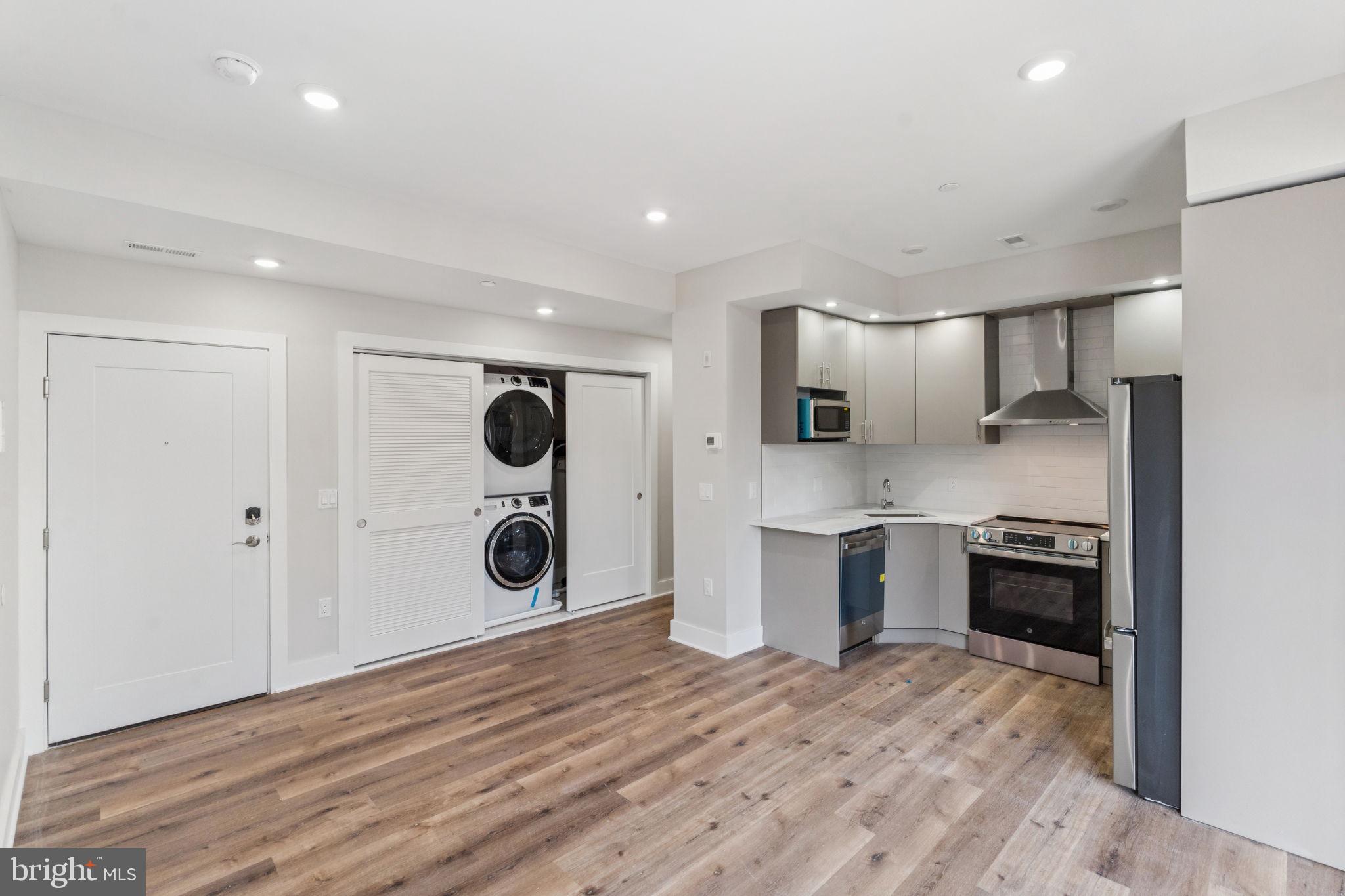 1436 PARRISH STREET C