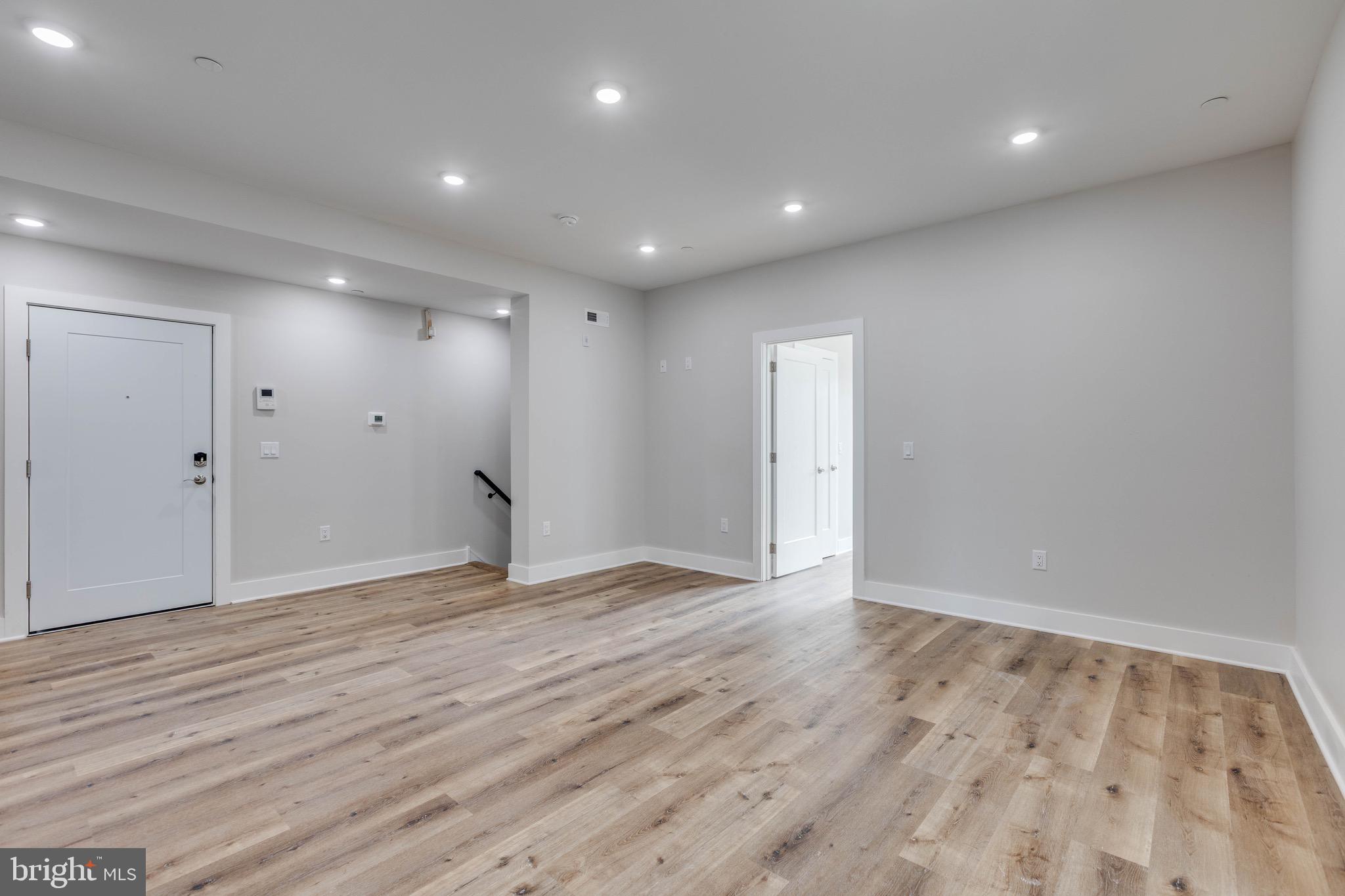 1434 PARRISH STREET B