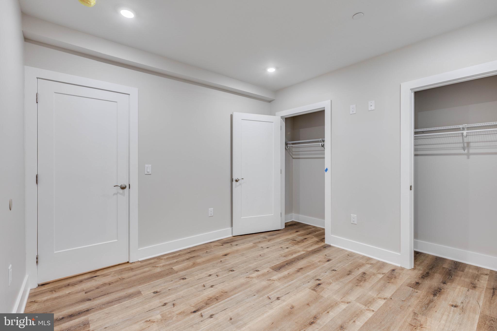 1434 PARRISH STREET B