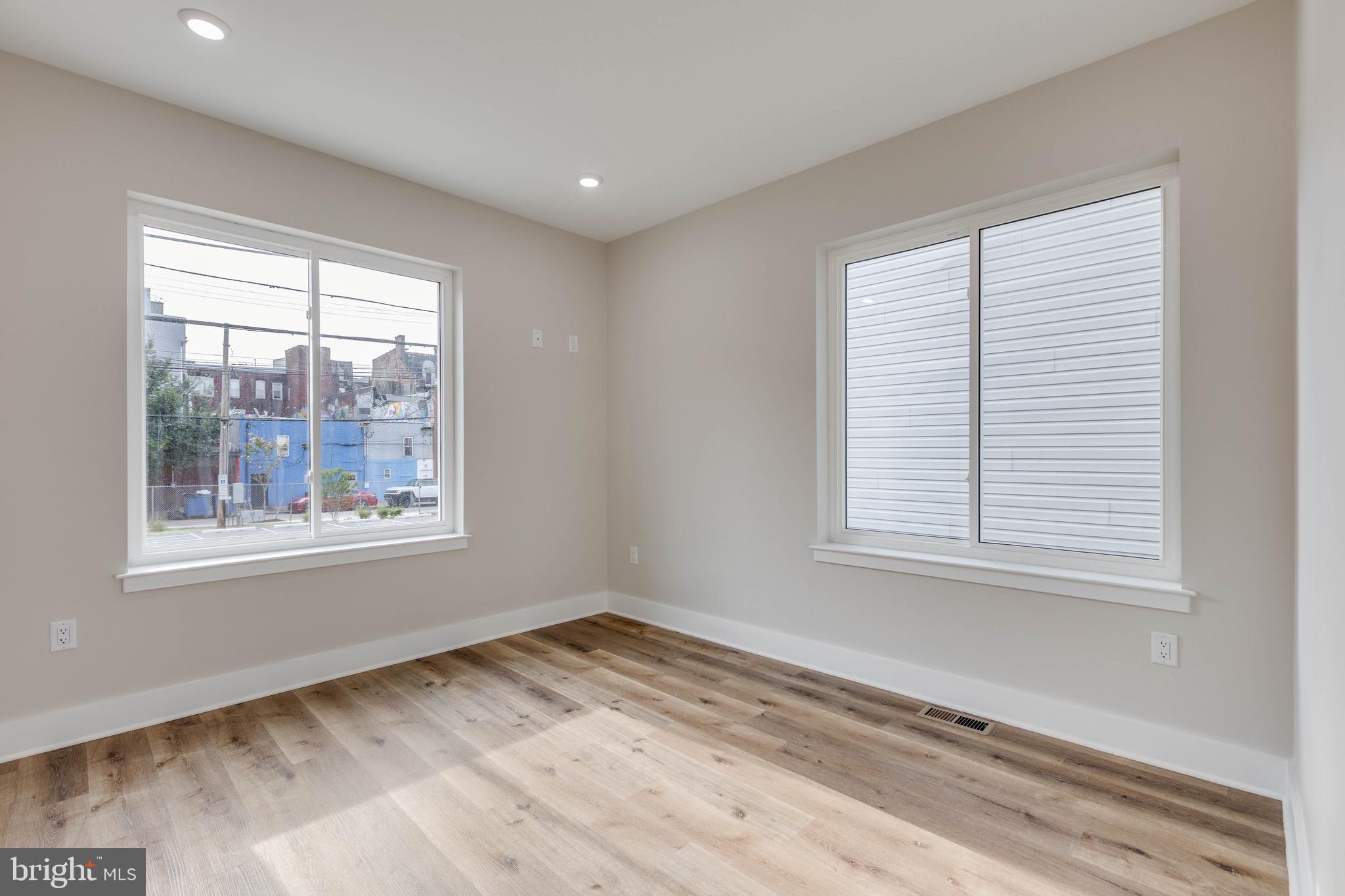 1434 PARRISH STREET B