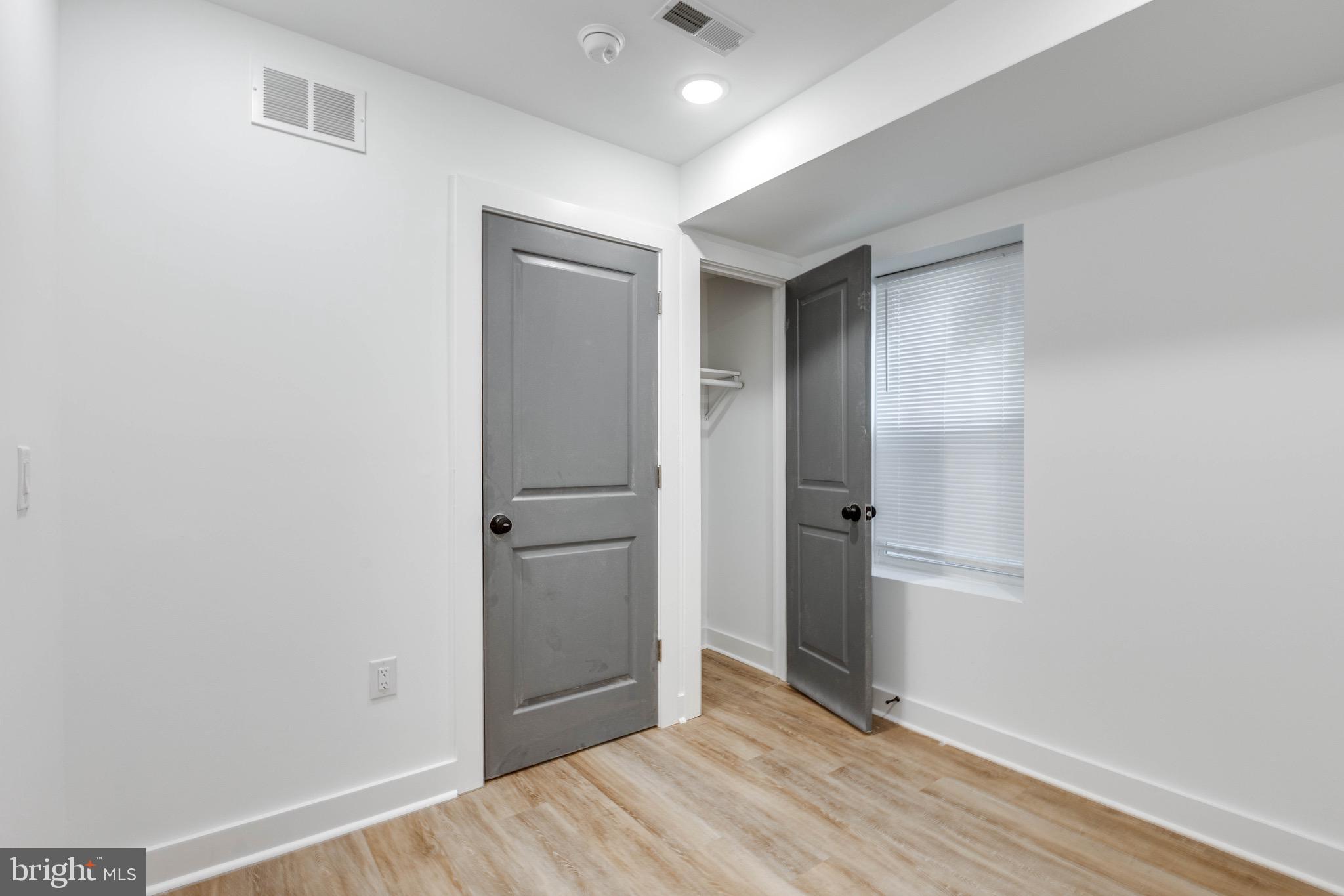 2348 N PARK AVENUE B