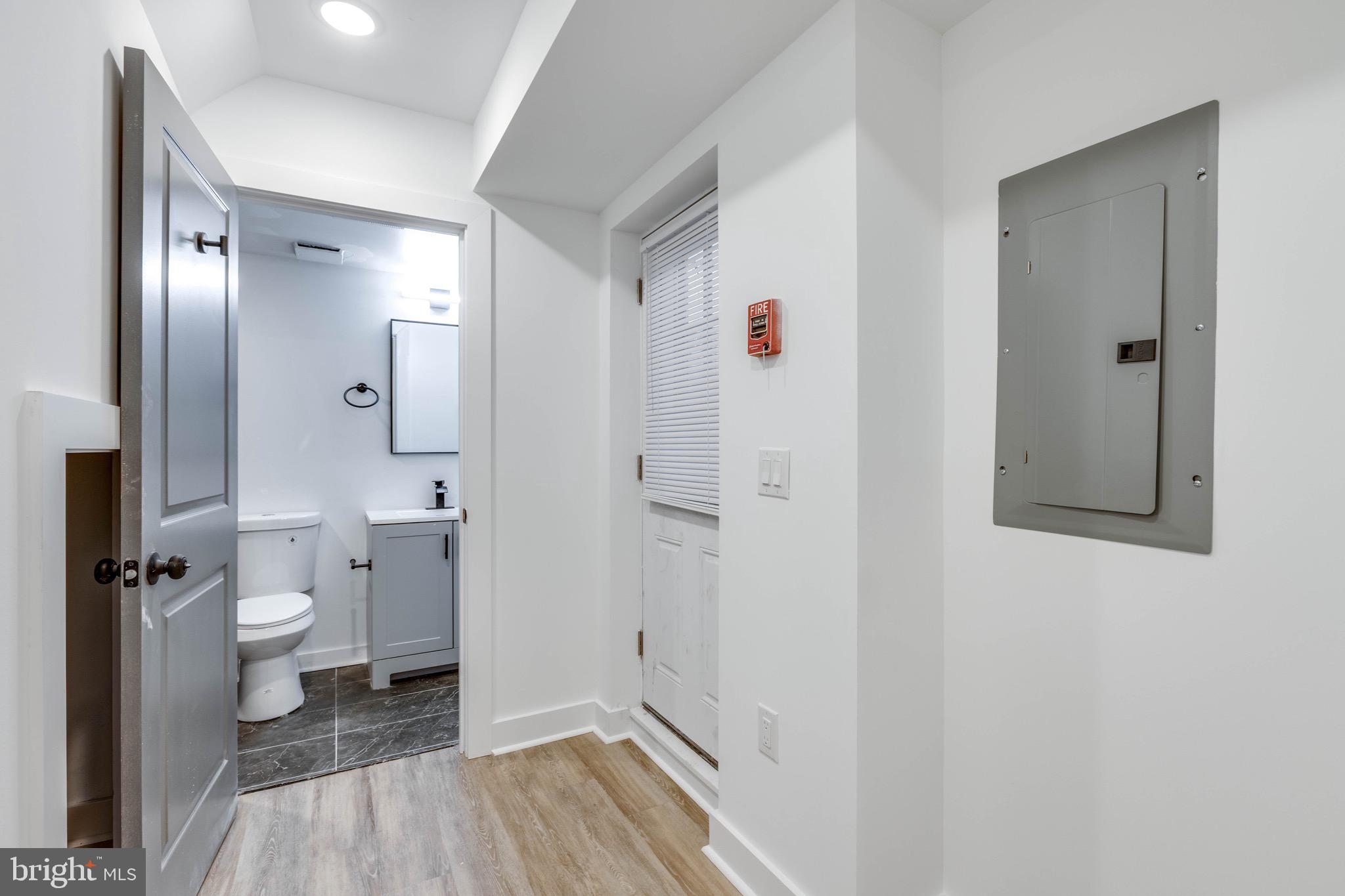 2348 N PARK AVENUE B