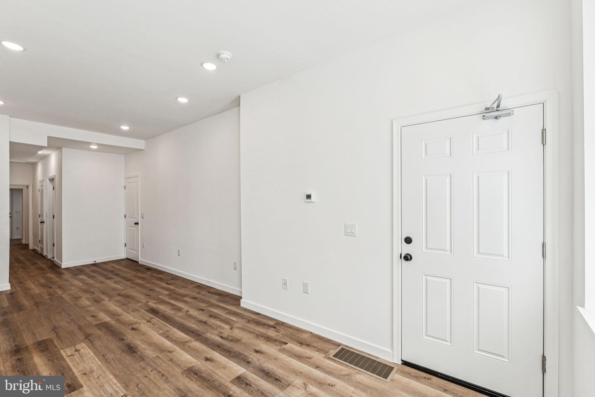 1125 W CUMBERLAND STREET B