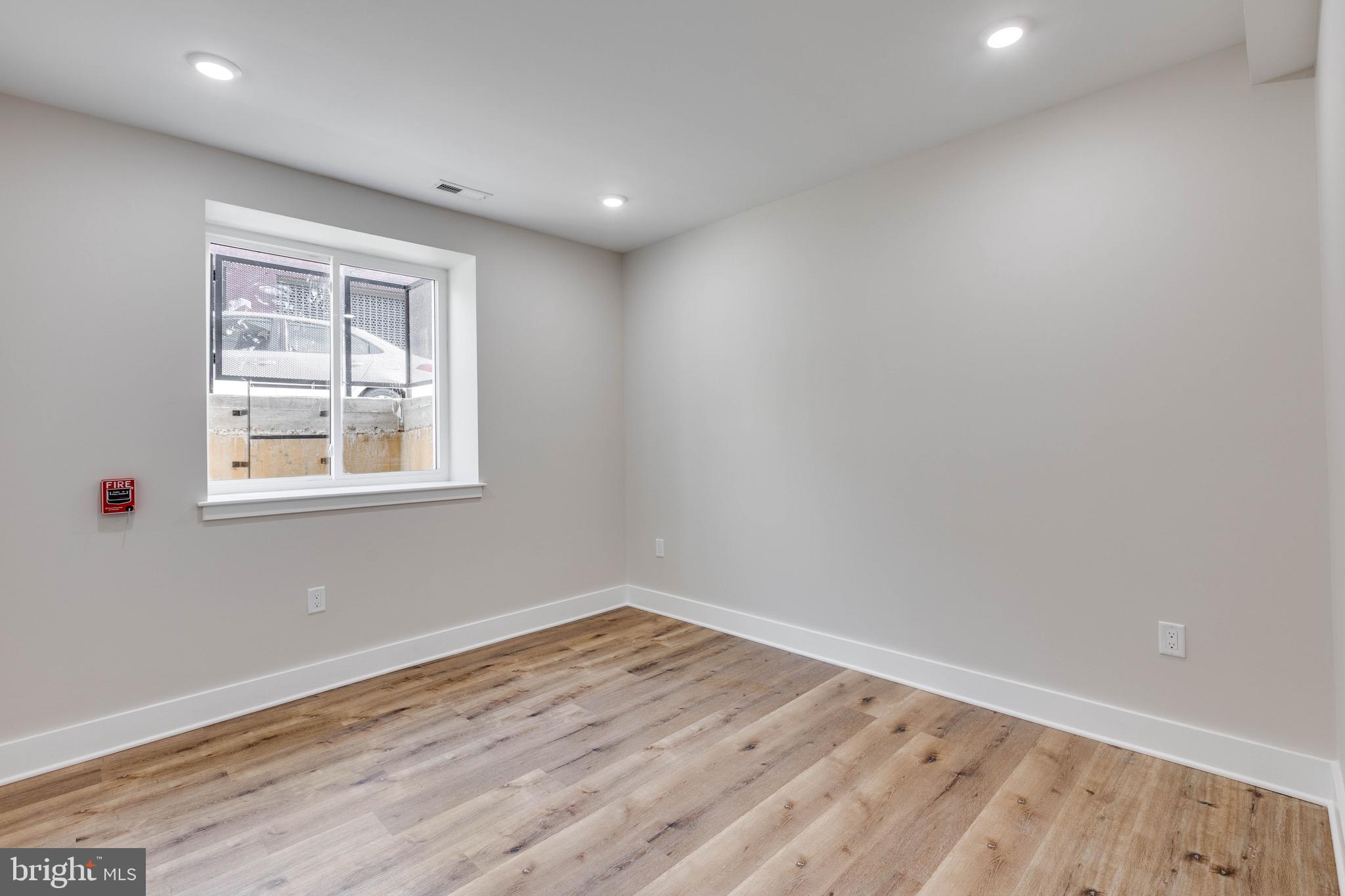 1434 PARRISH STREET A