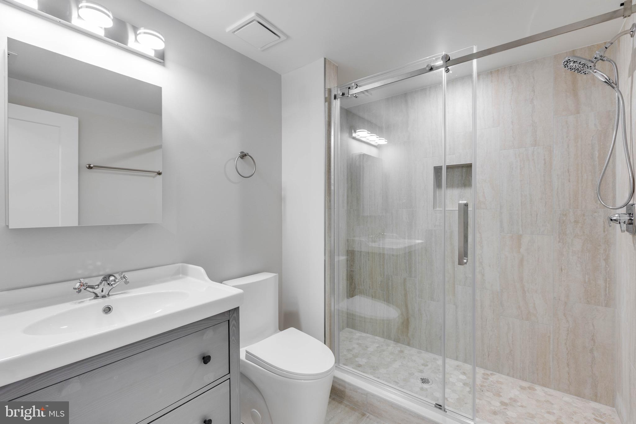 1434 PARRISH STREET A