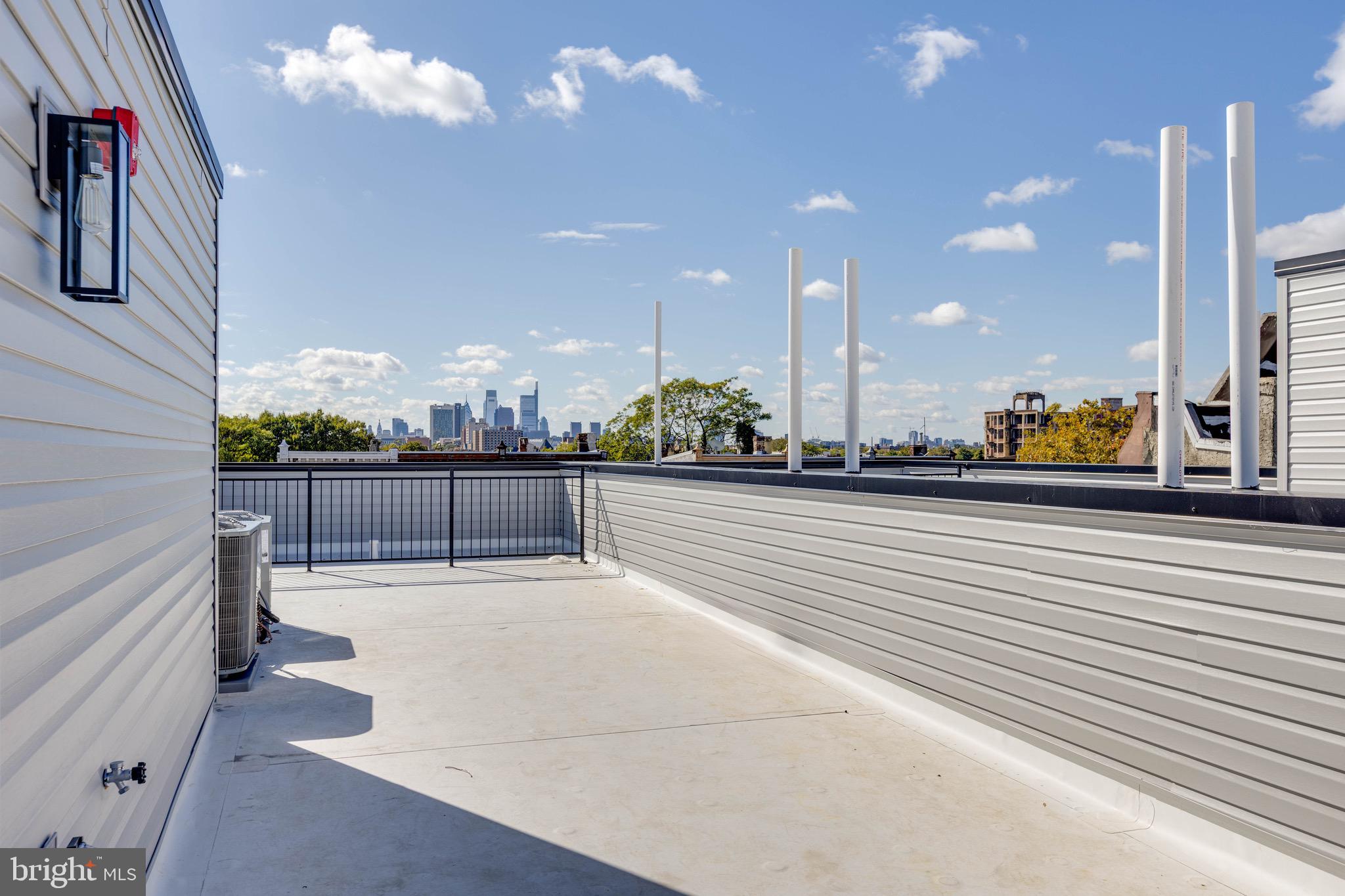 1221 W LEHIGH AVENUE C