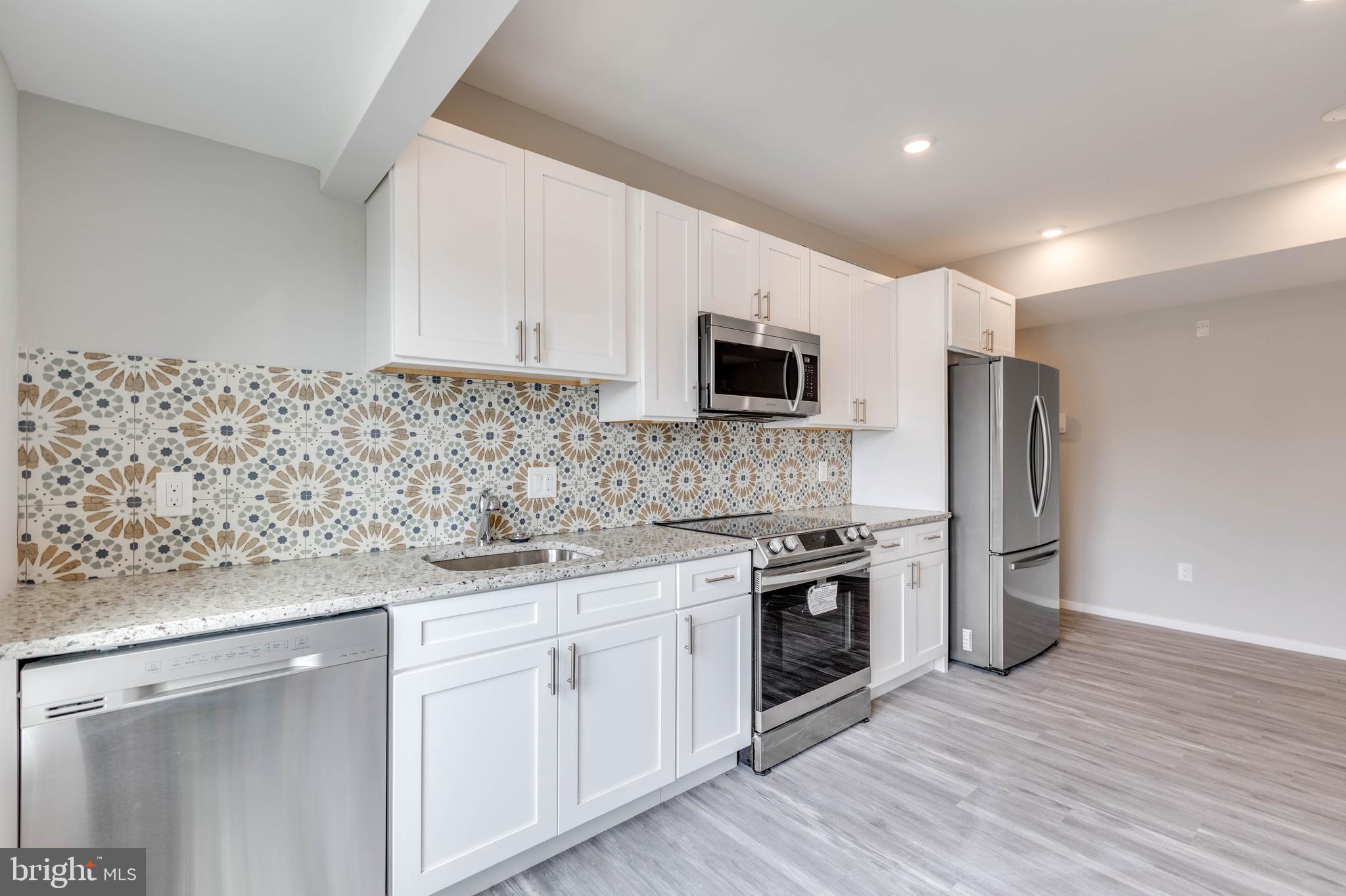 1225 W DAUPHIN STREET 1