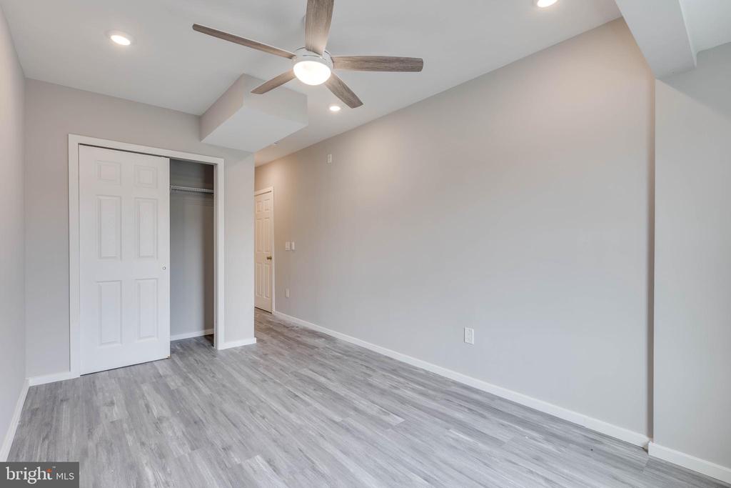1225 W DAUPHIN STREET 1