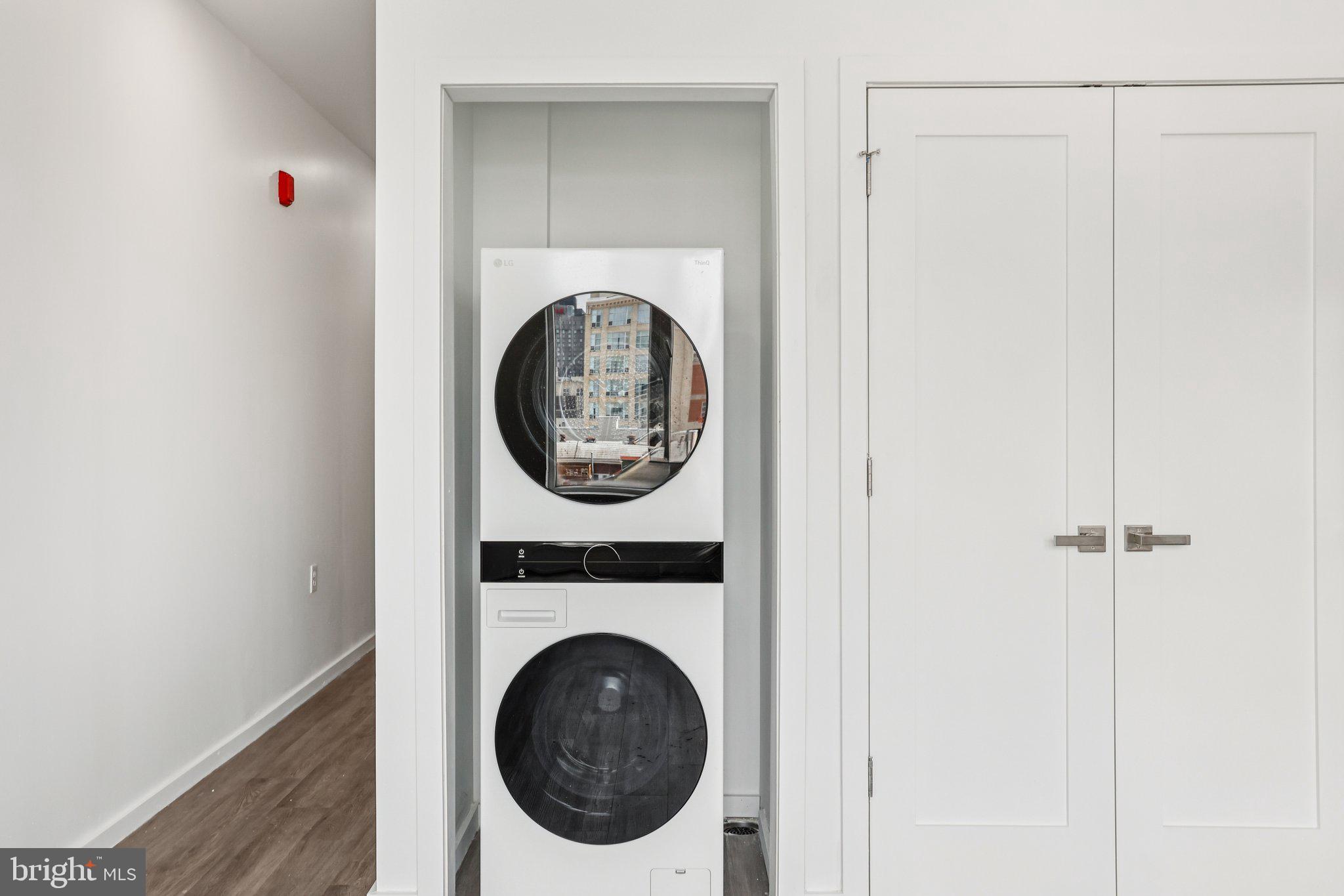 1201 VINE STREET 831 STUDIO