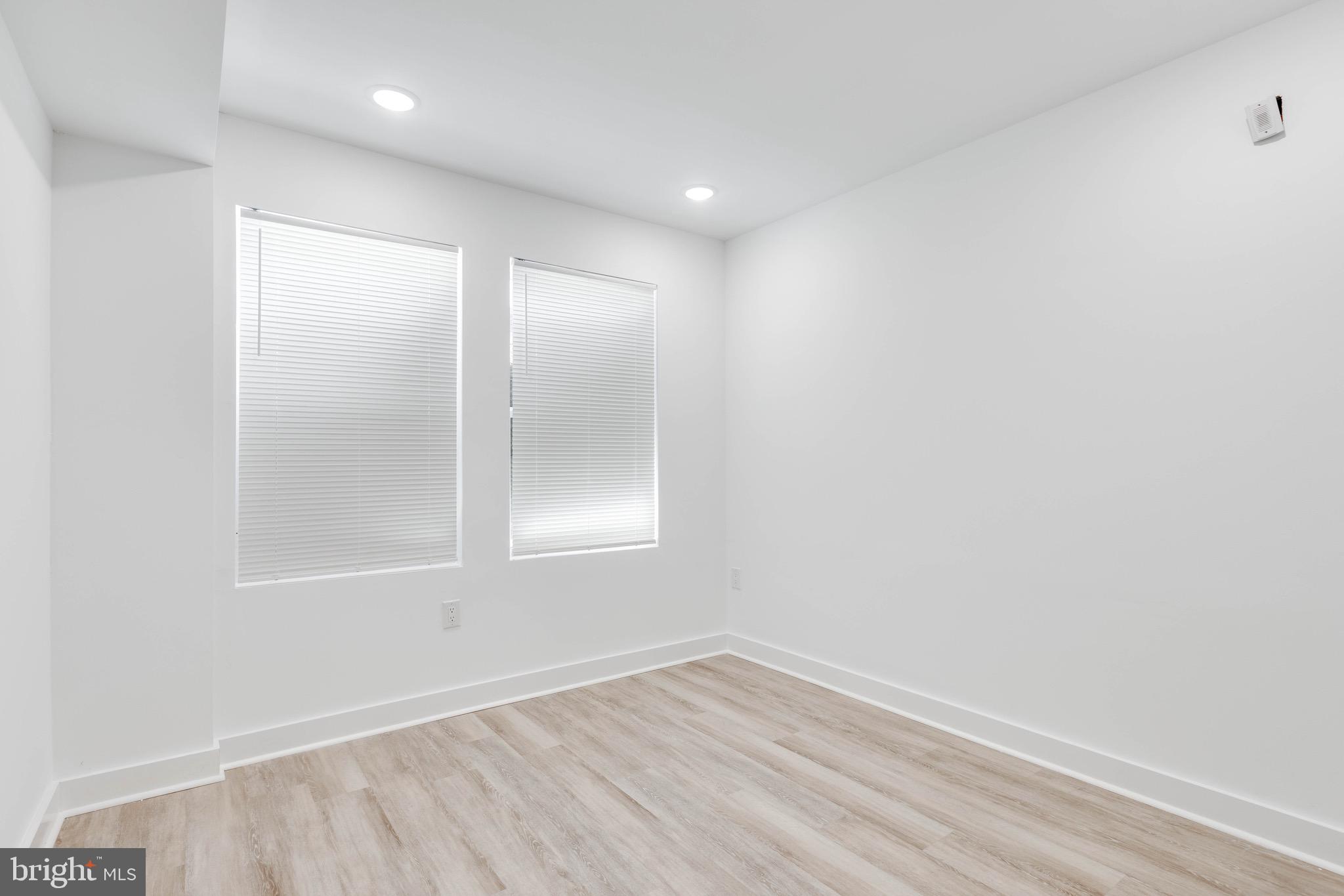 2339 N 16TH STREET 1