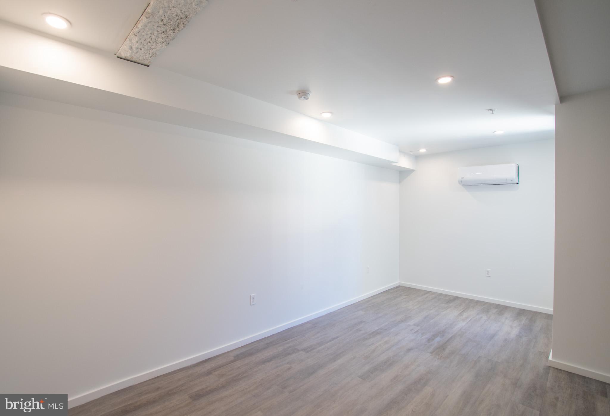 1201 VINE STREET STUDIO