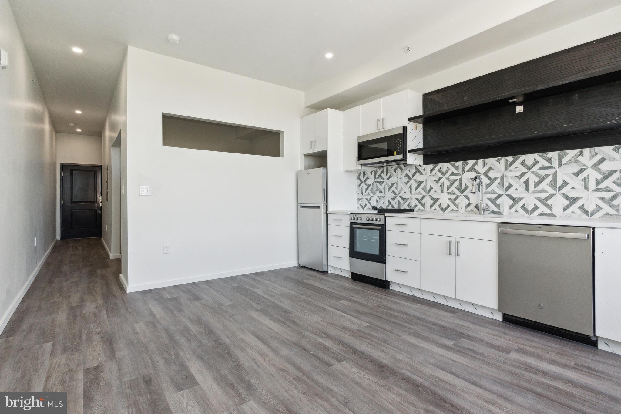 1201 VINE STREET 1 BEDROOM