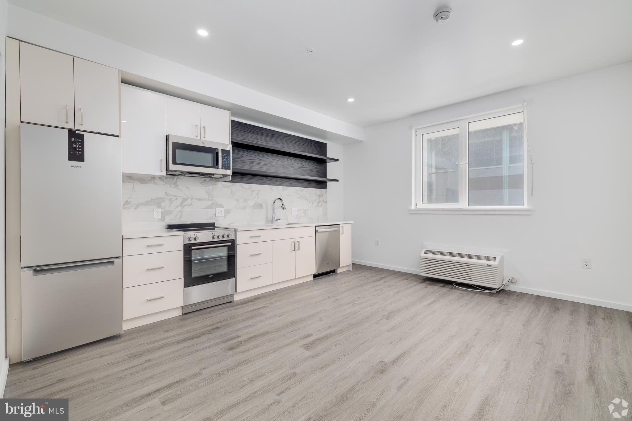 1201 VINE STREET 1 BEDROOM