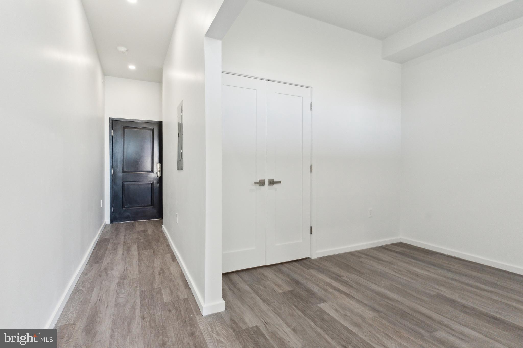1201 VINE STREET 1 BEDROOM
