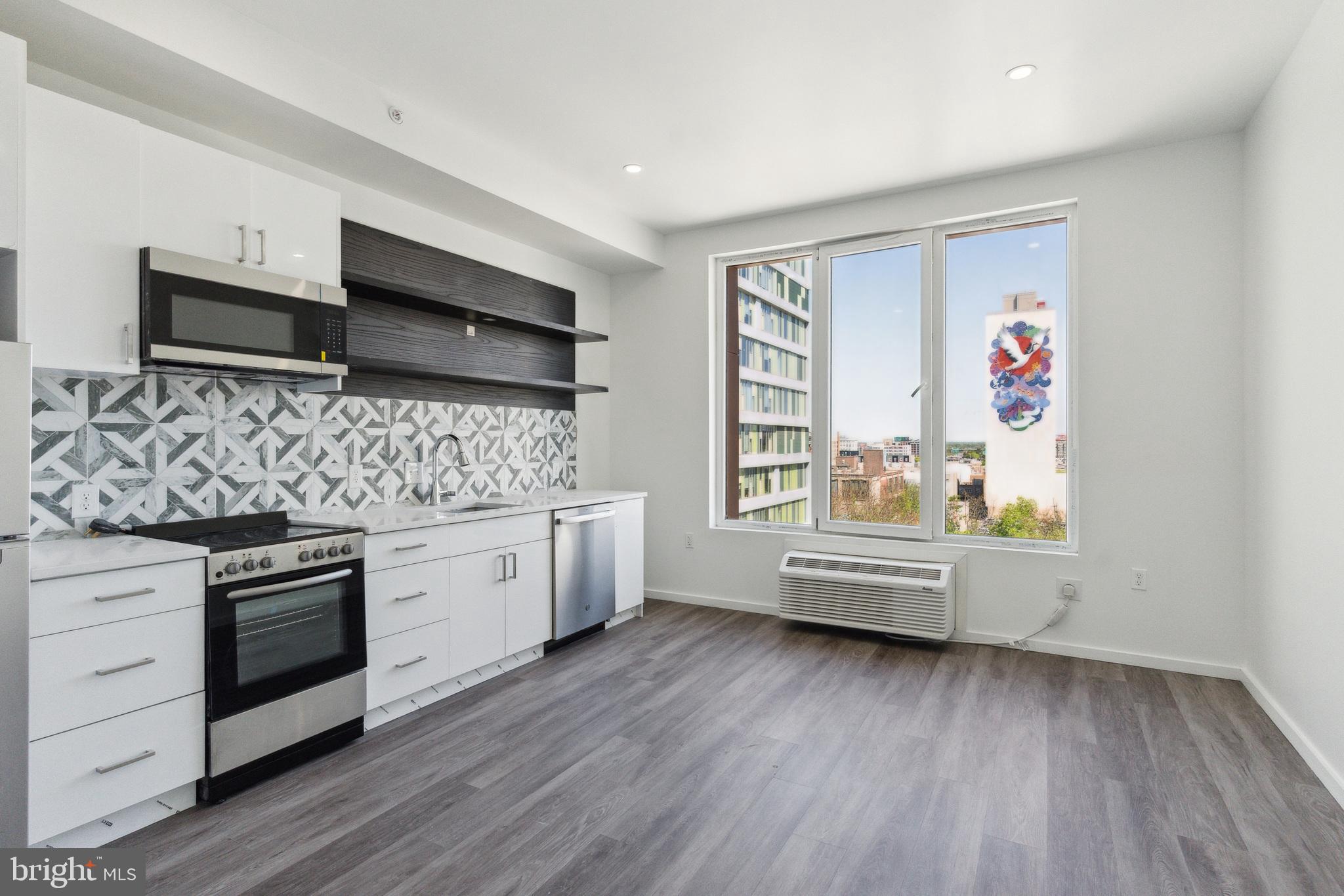 1201 VINE STREET 1 BEDROOM