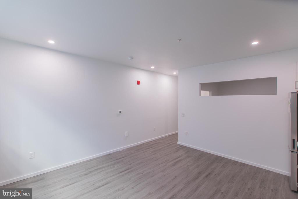 1201 VINE STREET 1 BEDROOM