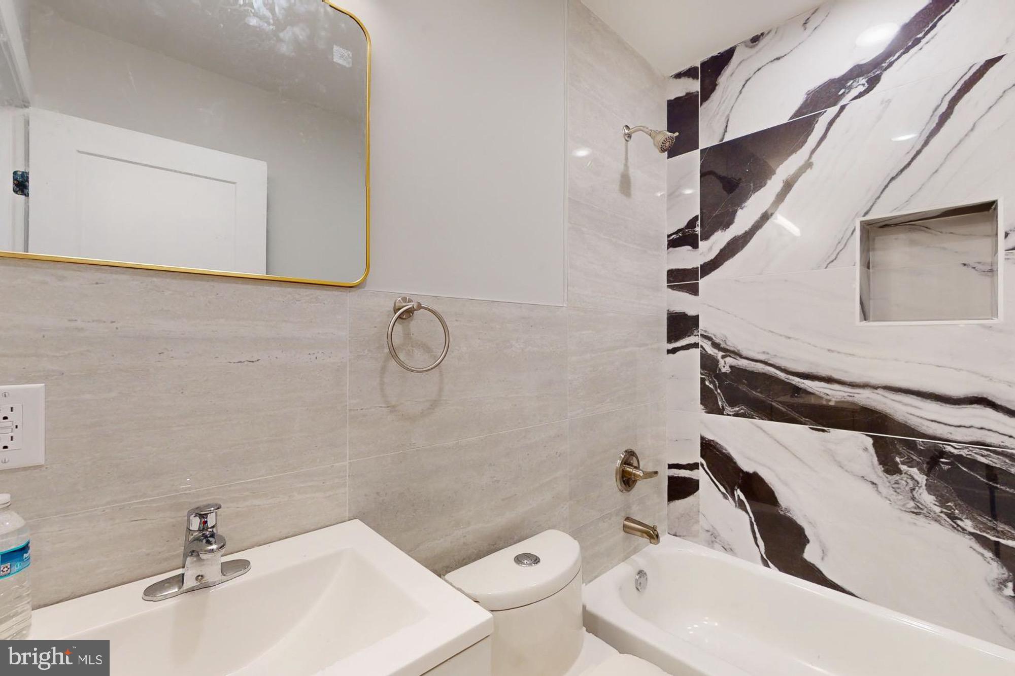 2640 N JESSUP STREET 1