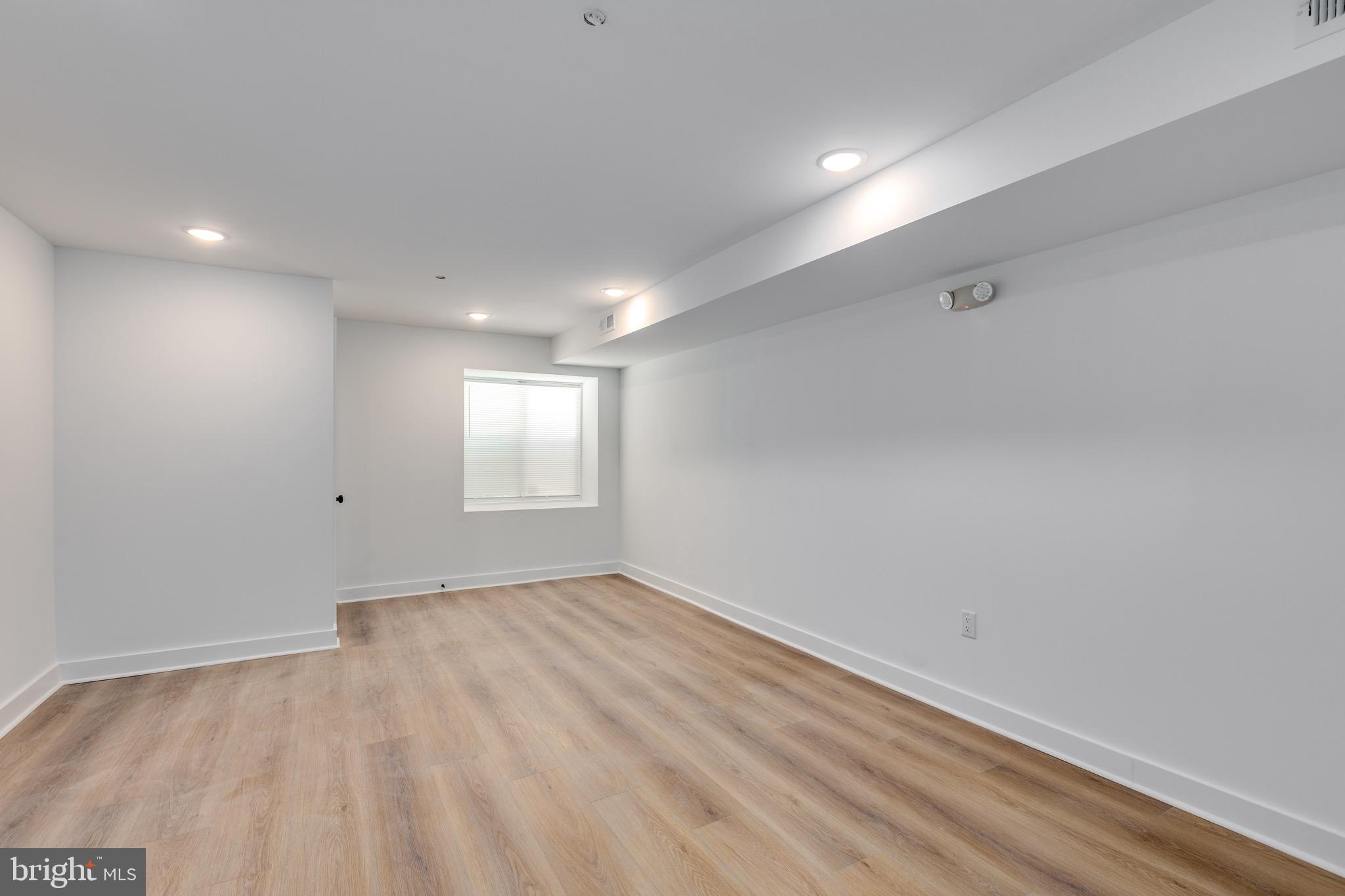 2234 N FRANKLIN STREET 1