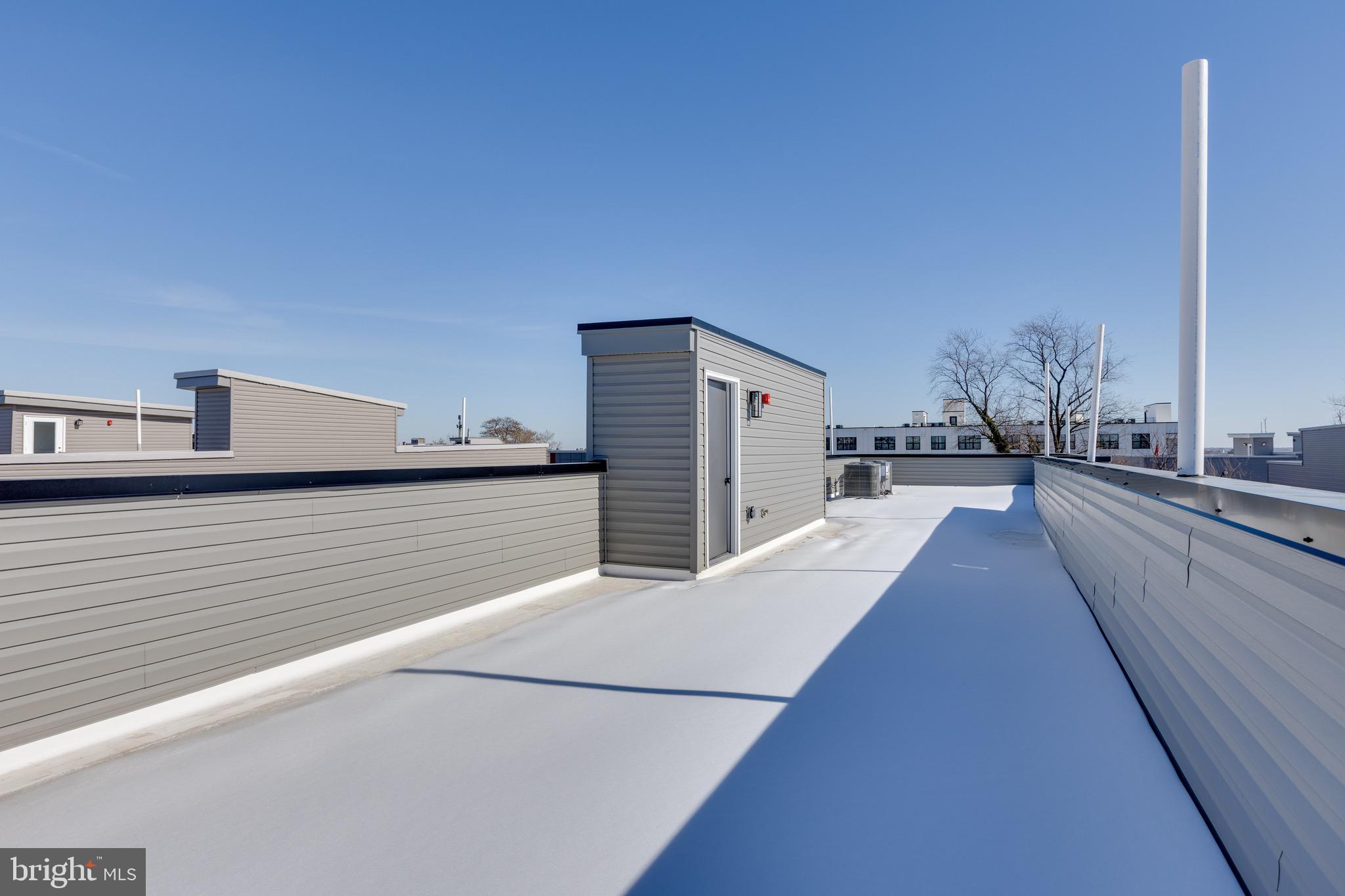 2234 N FRANKLIN STREET 3