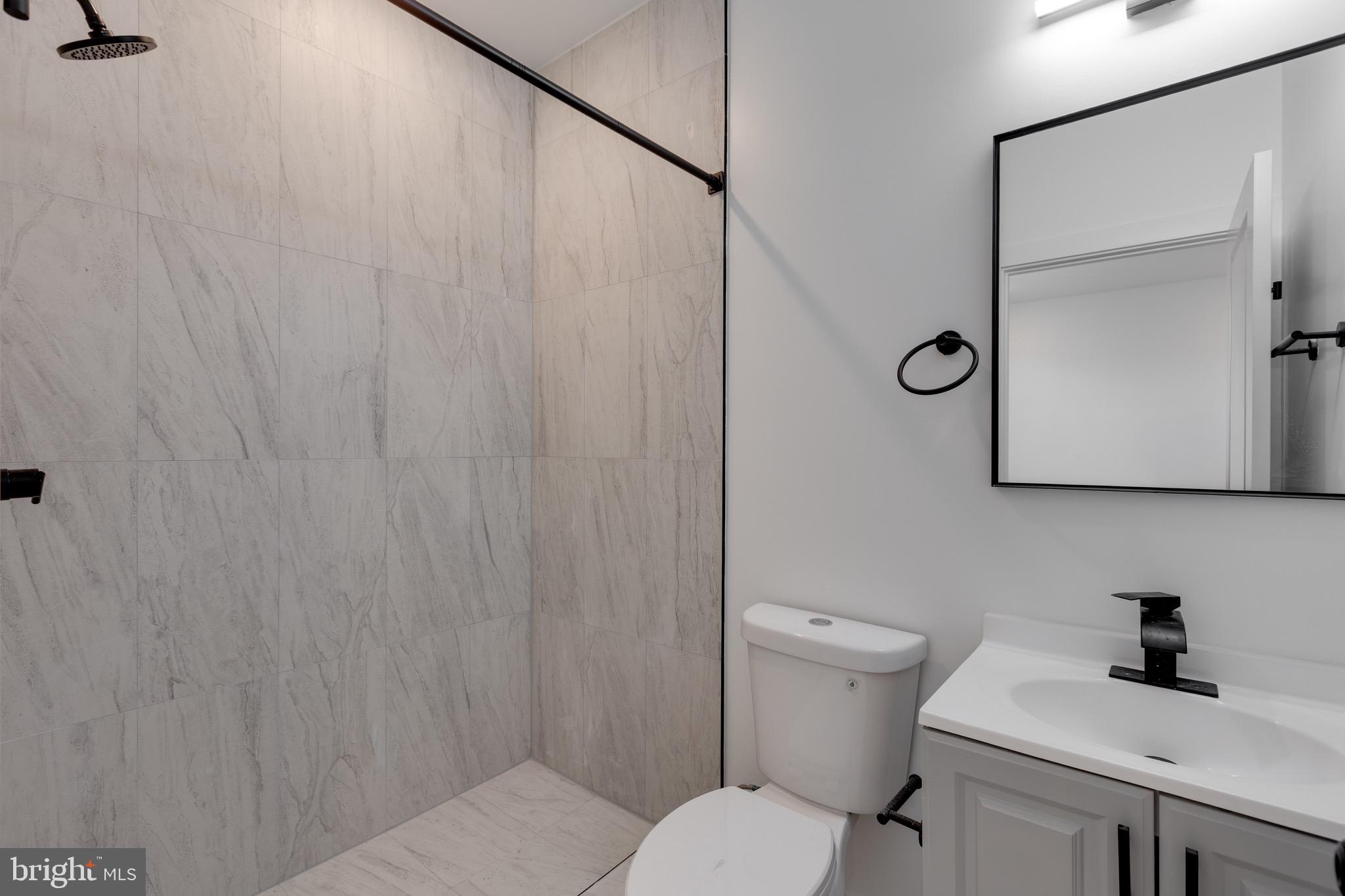 2234 N FRANKLIN STREET 3