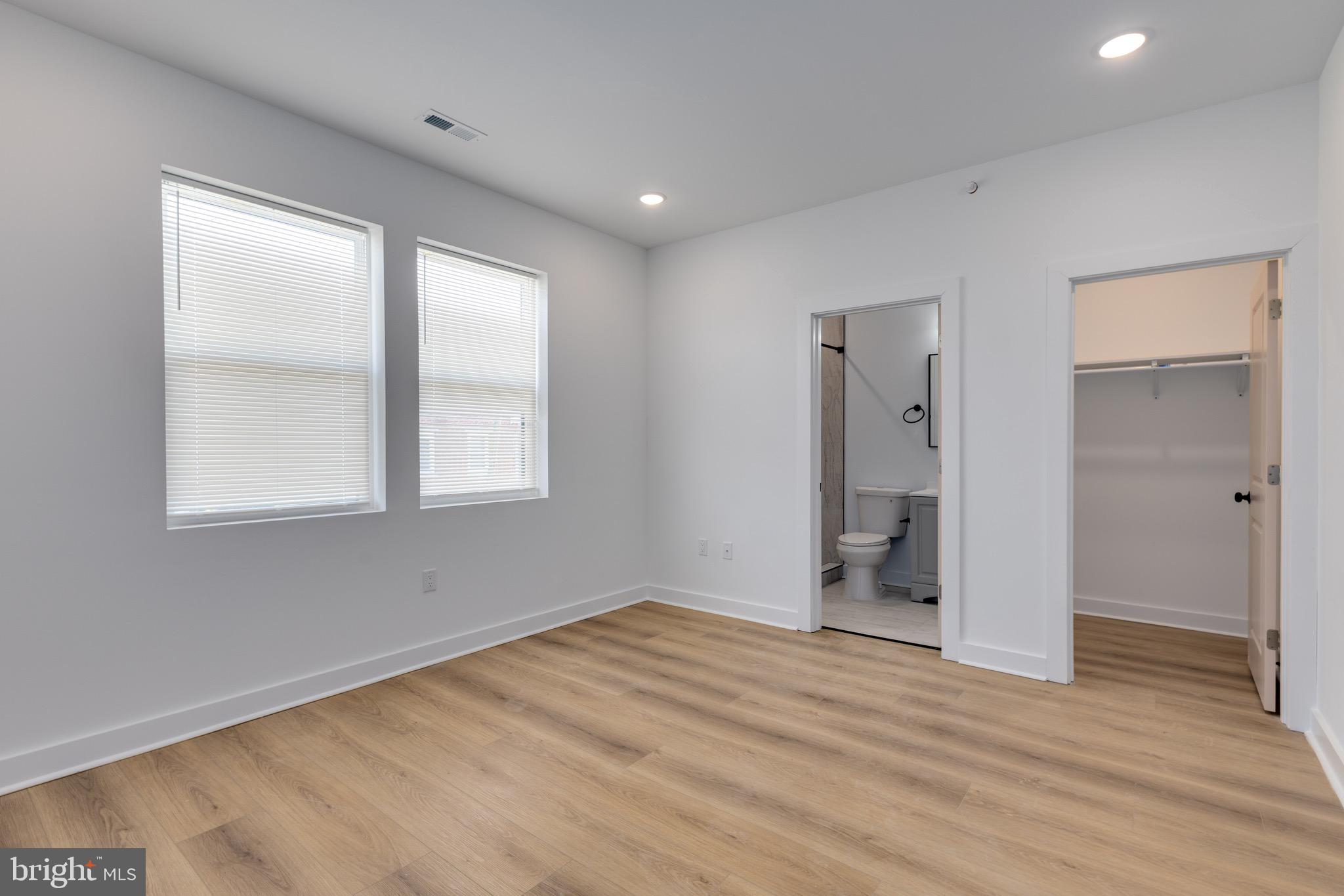 2234 N FRANKLIN STREET 3