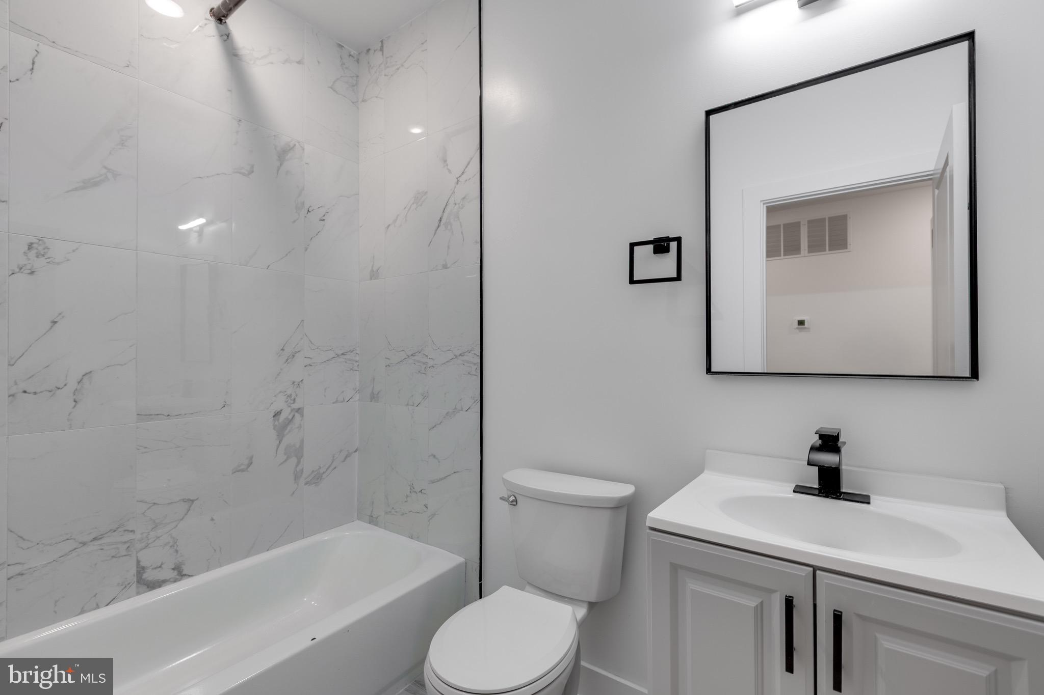 1634 W SUSQUEHANNA AVENUE 1