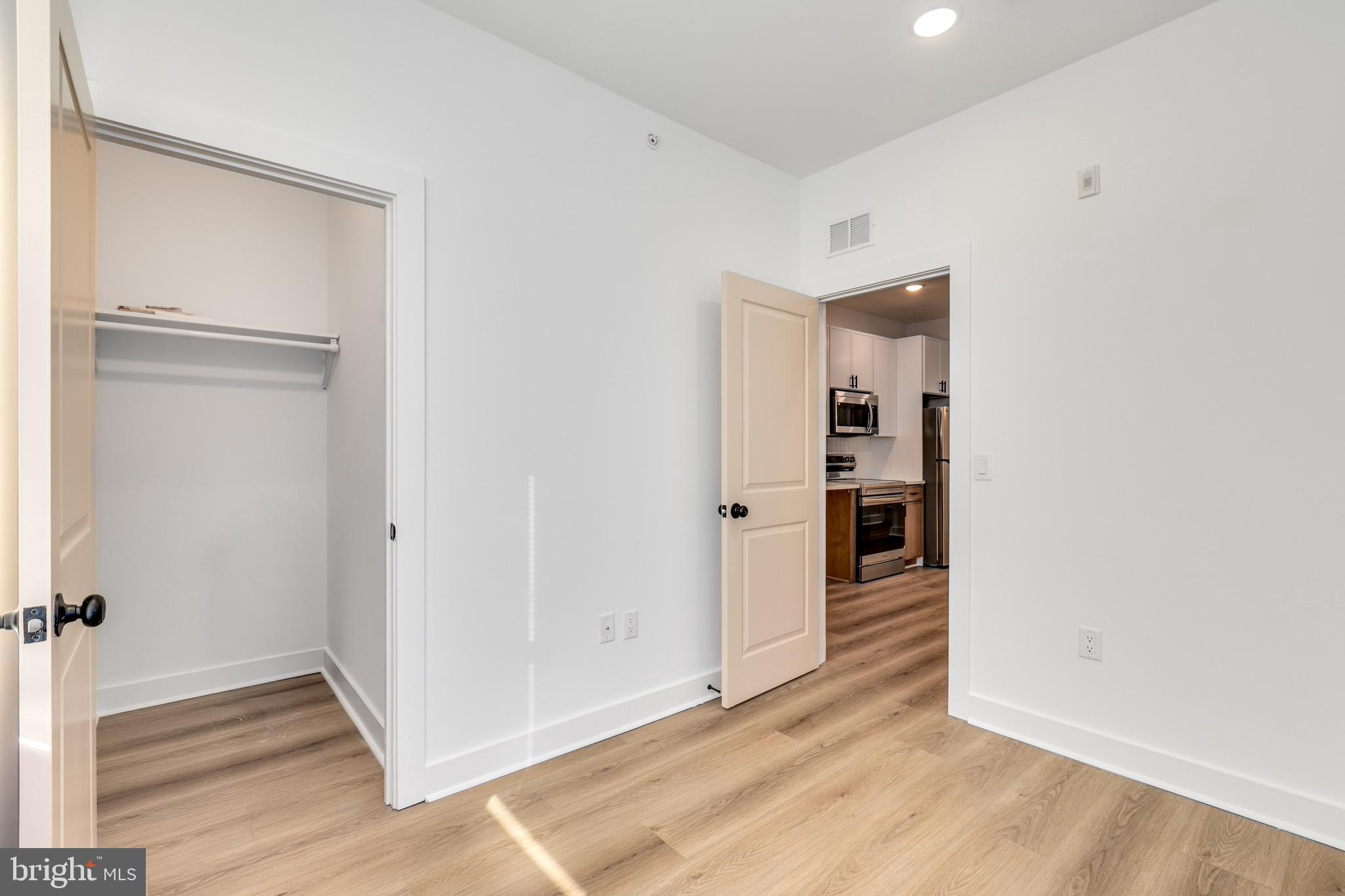 1634 W SUSQUEHANNA AVENUE 2