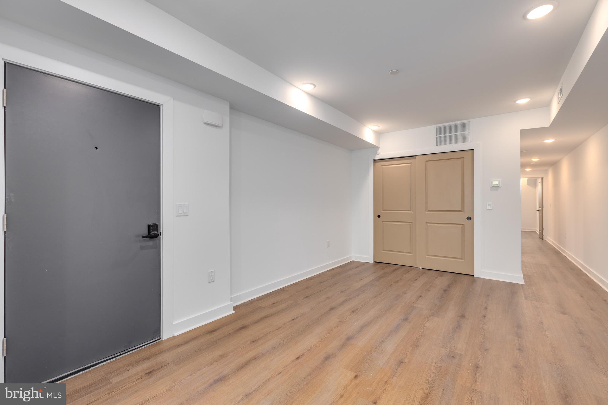 1917 W SUSQUEHANNA AVENUE 1