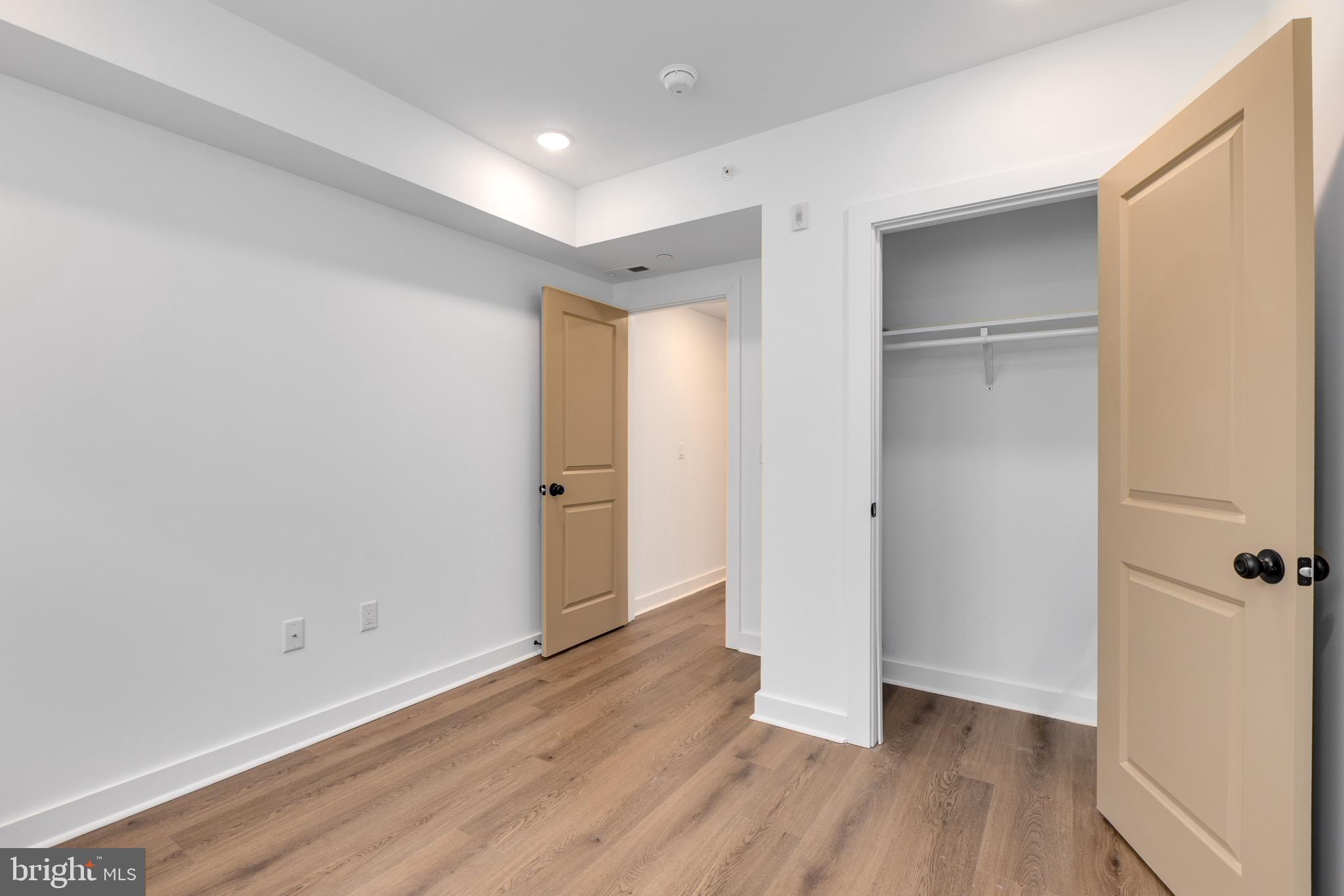 1917 W SUSQUEHANNA AVENUE 1