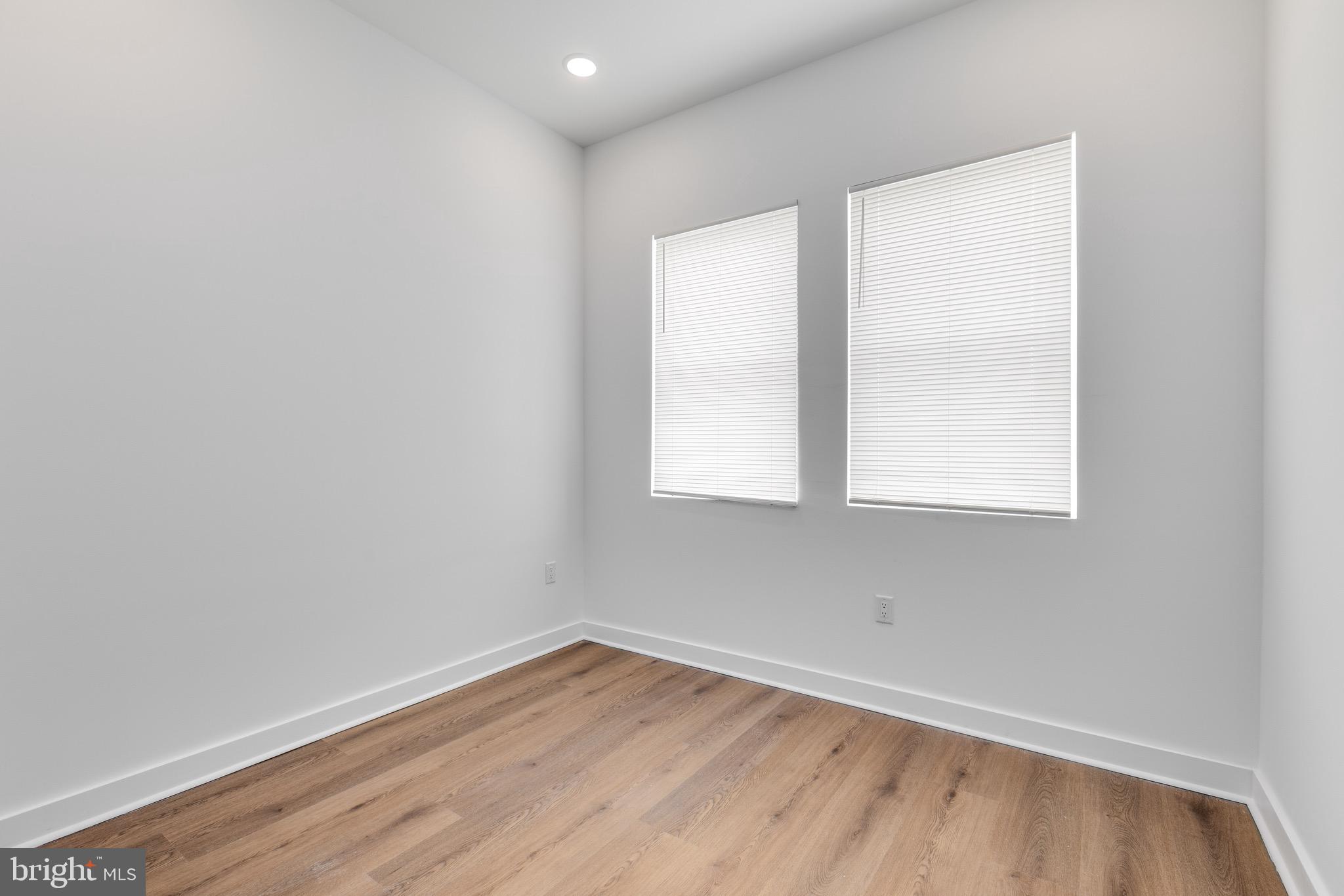 1917 W SUSQUEHANNA AVENUE 2