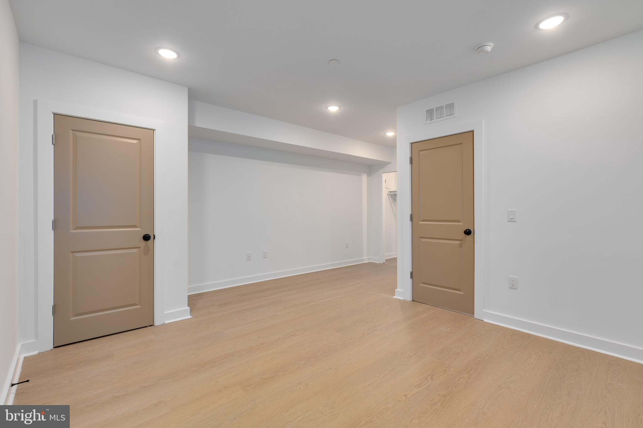 2350 N 16TH STREET 1