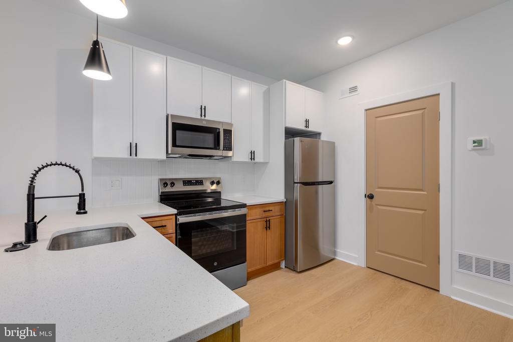 2350 N 16TH STREET 1