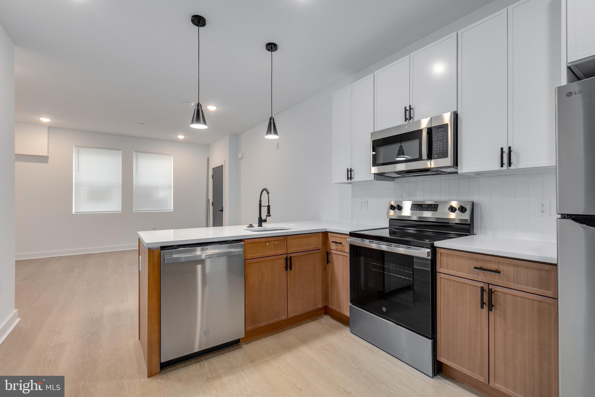 2350 N 16TH STREET 1