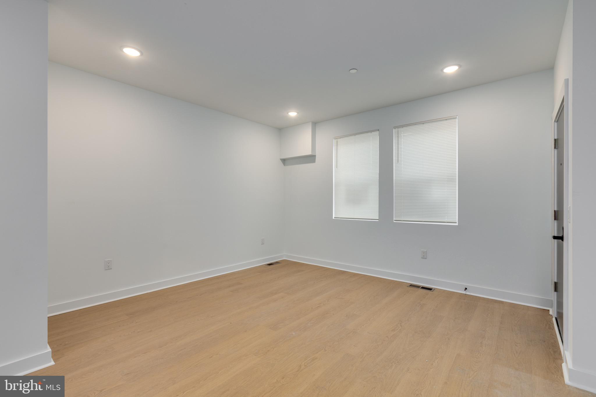 2350 N 16TH STREET 1