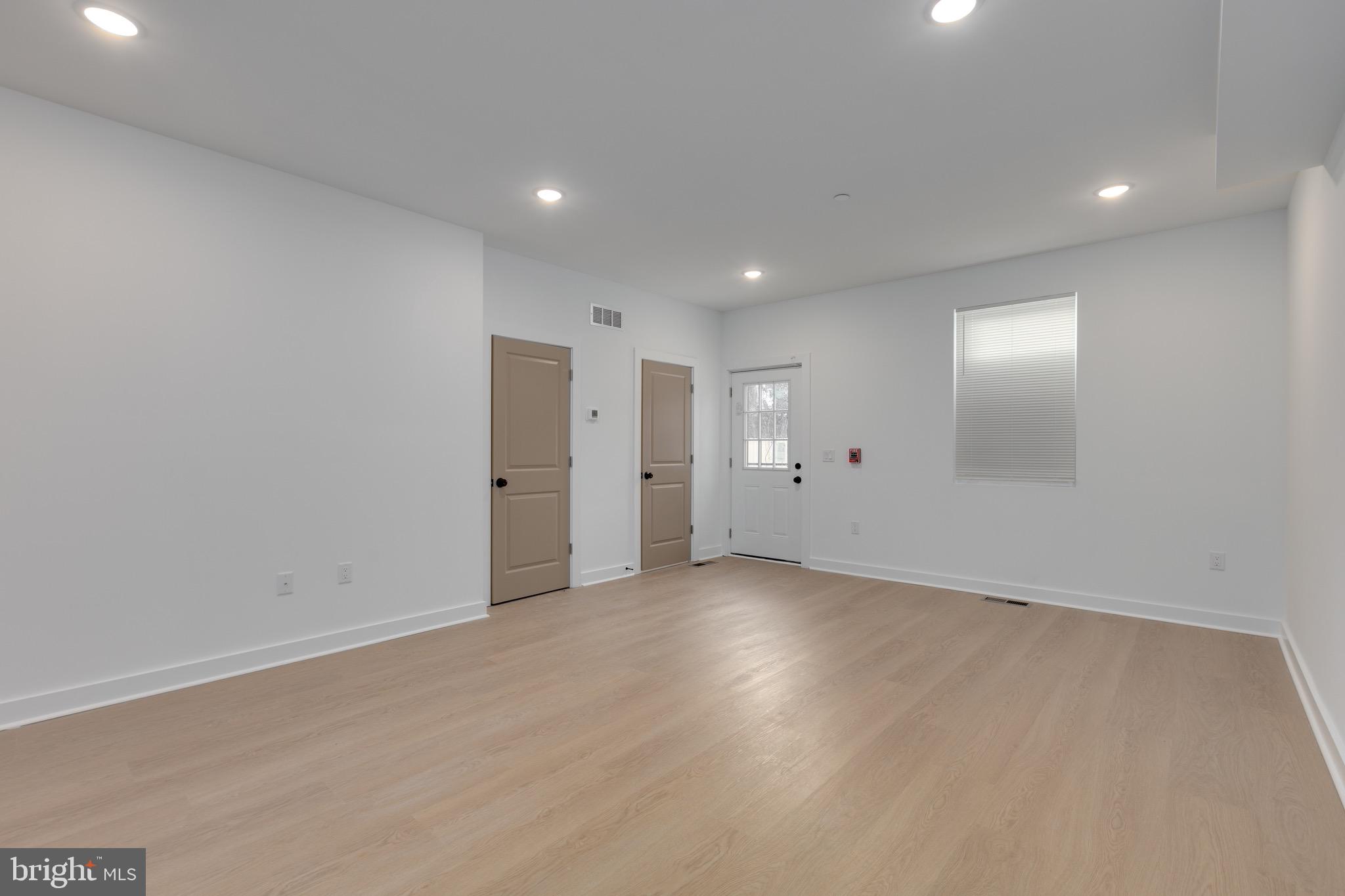 2350 N 16TH STREET 2