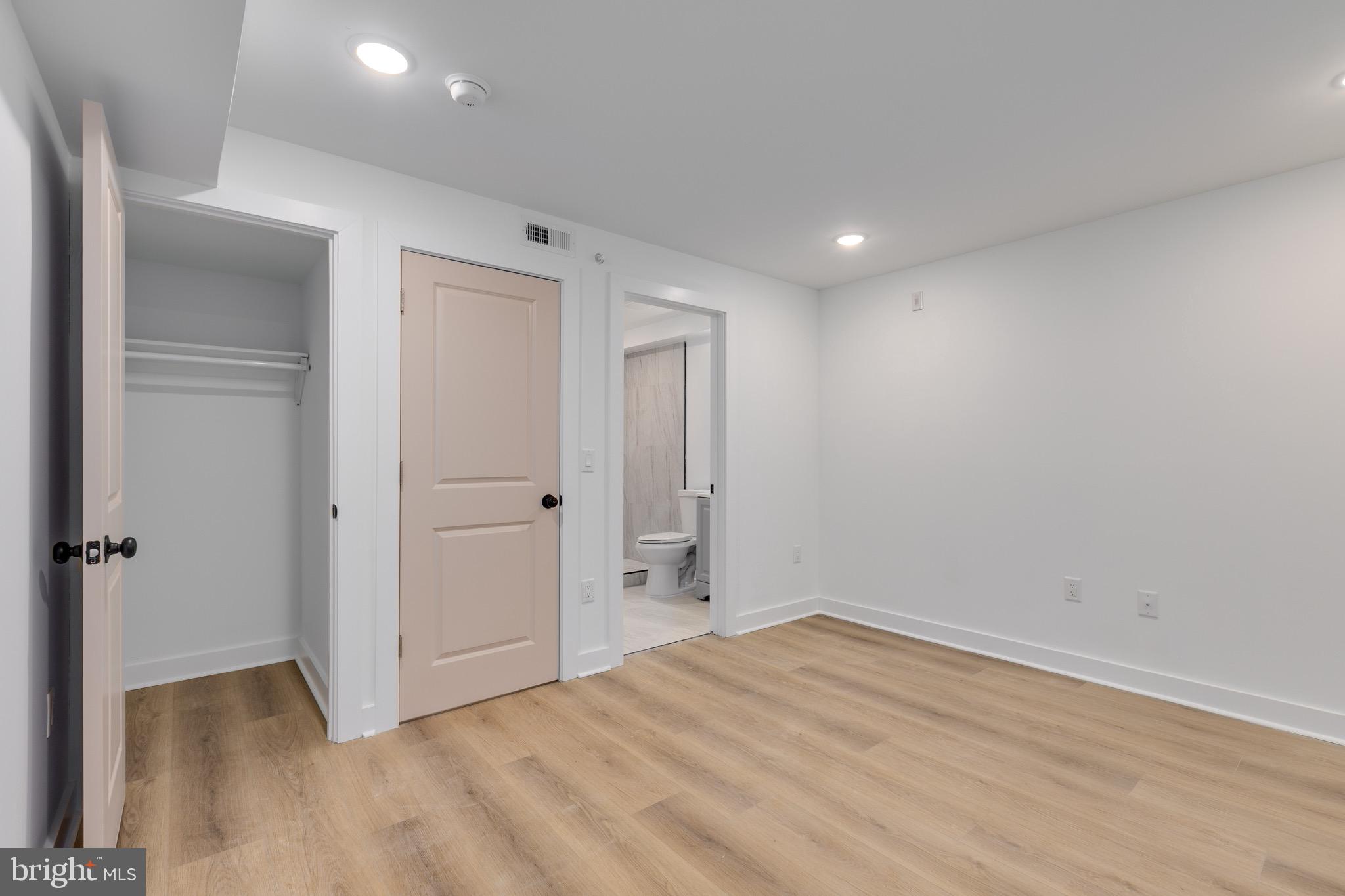 2234 N FRANKLIN STREET 4