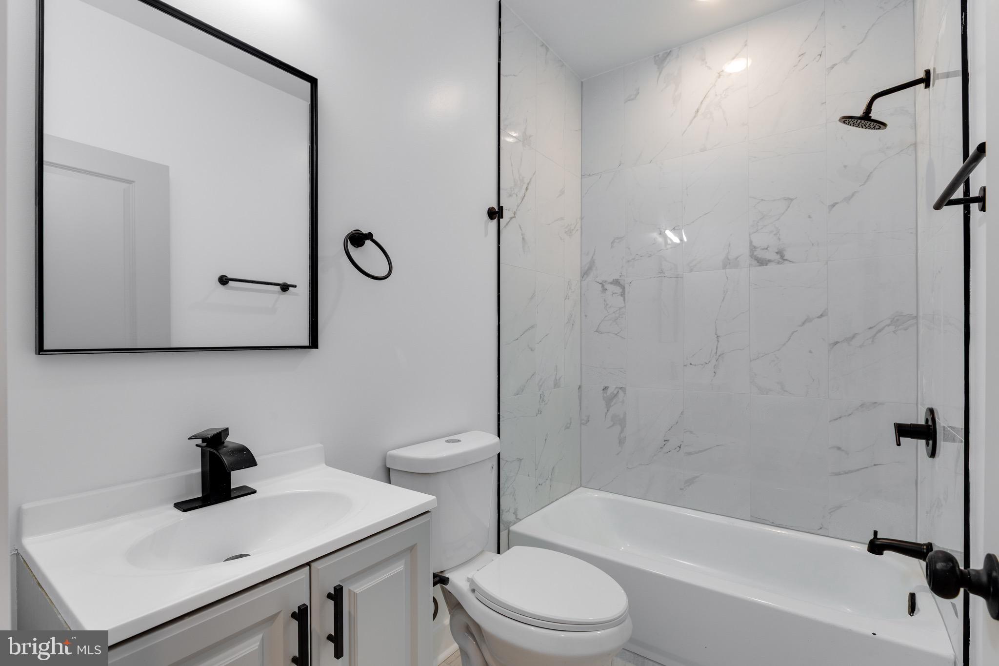 2234 N FRANKLIN STREET 4