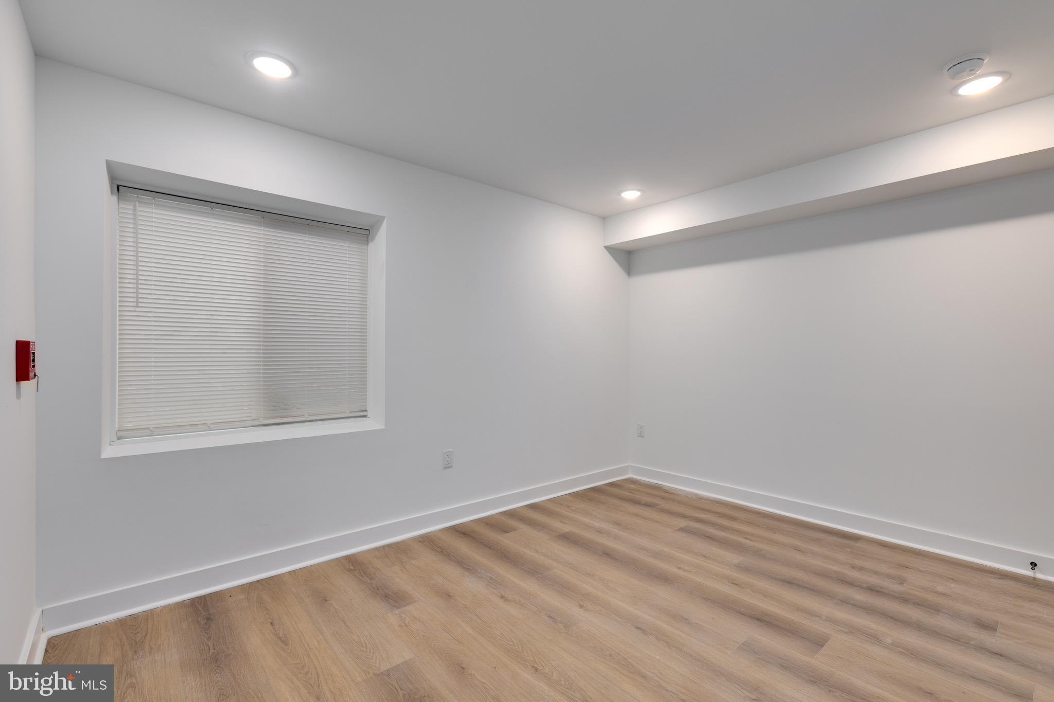 2234 N FRANKLIN STREET 4