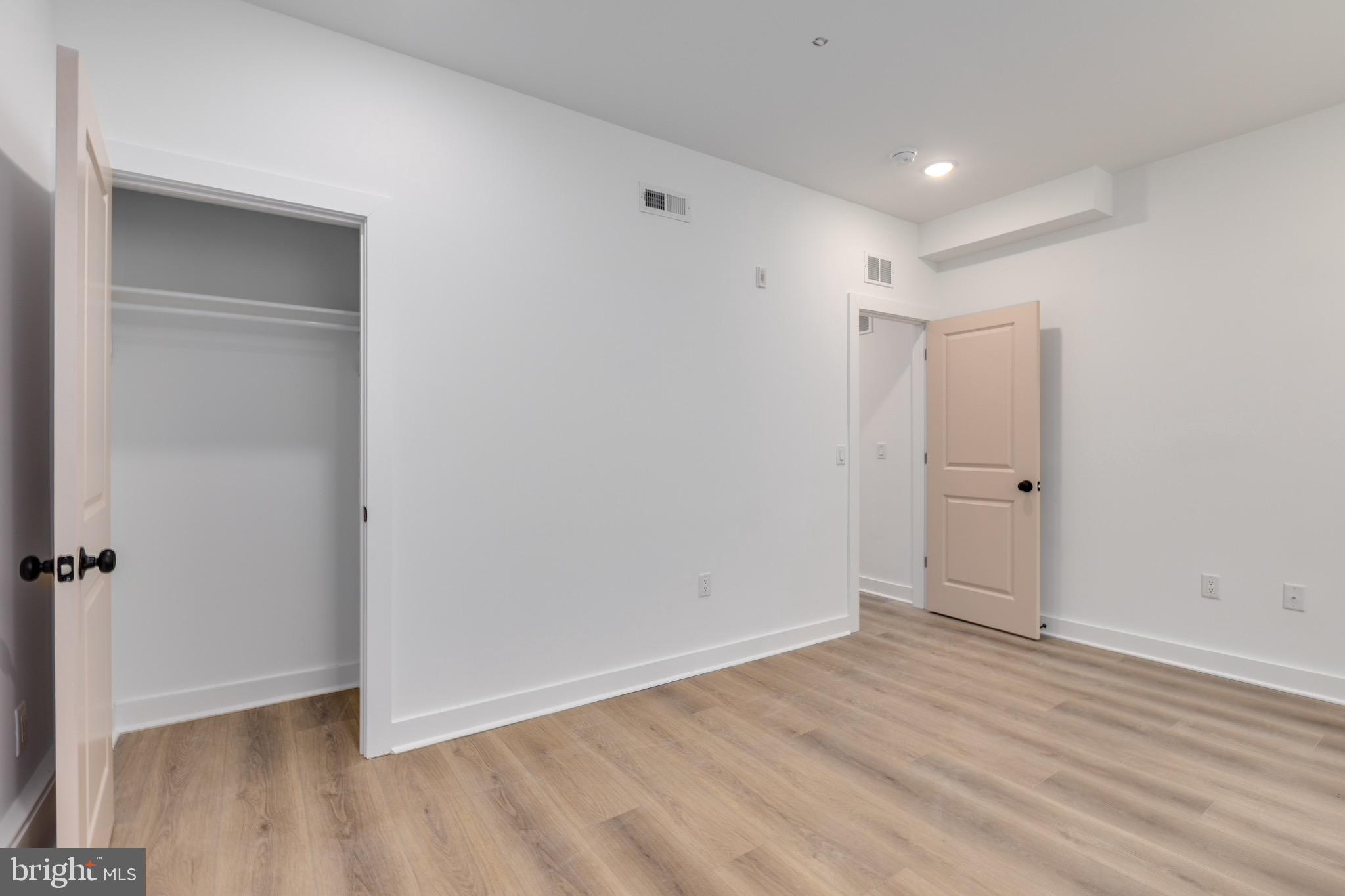 2234 N FRANKLIN STREET 4